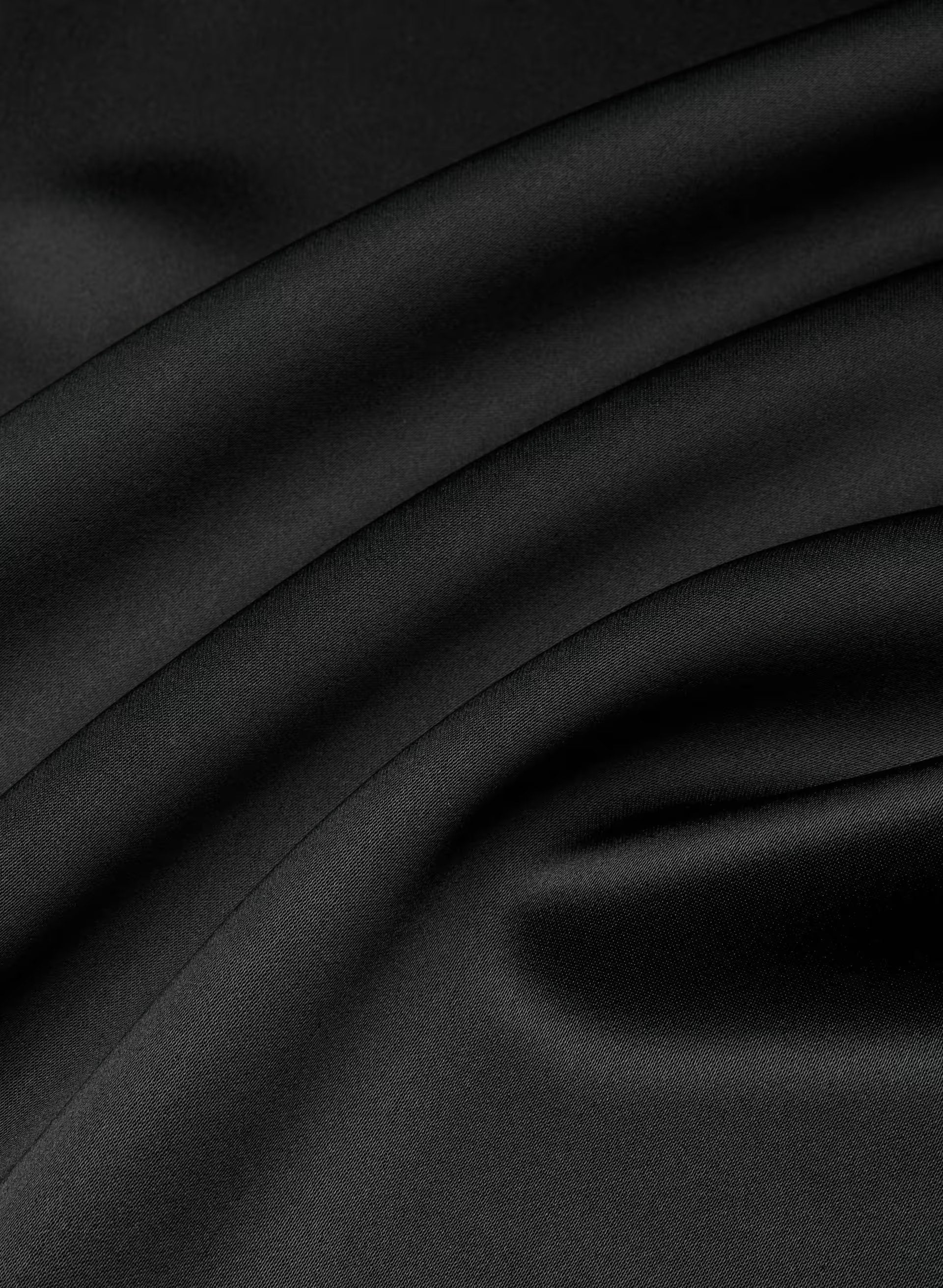 Capture Satin Skirt - BLACK
