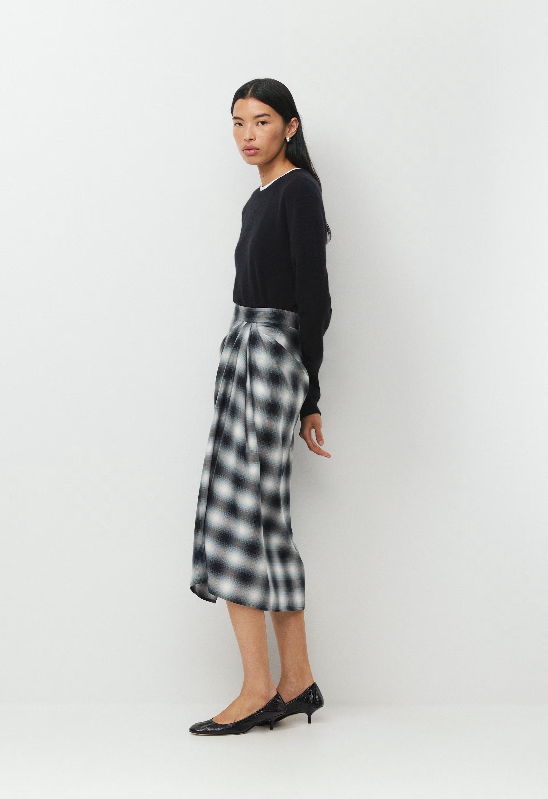 Embark Skirt - ADMRL NVY/ LT BIRCH