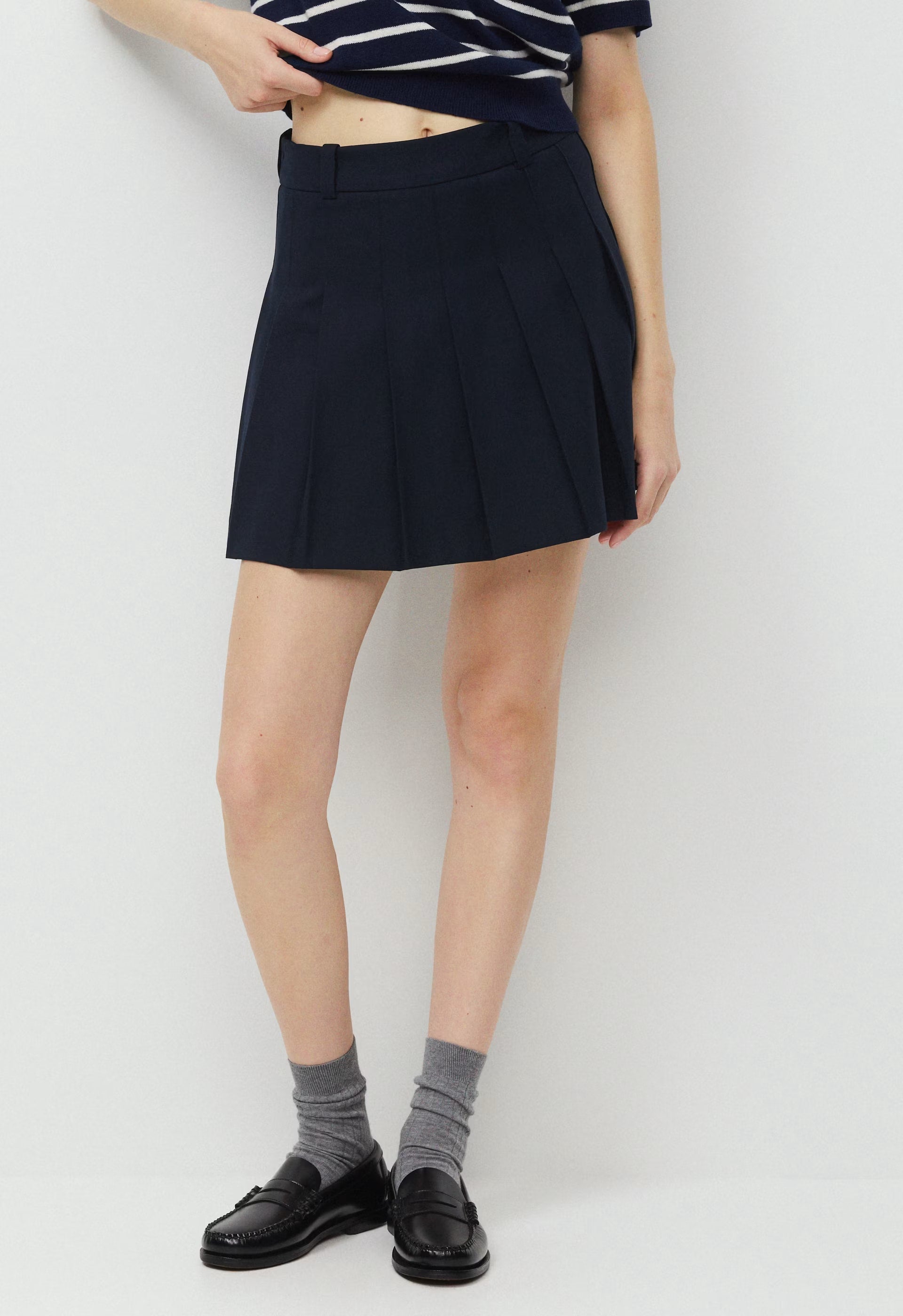 Olive Micro Skirt - ADMIRAL NAVY