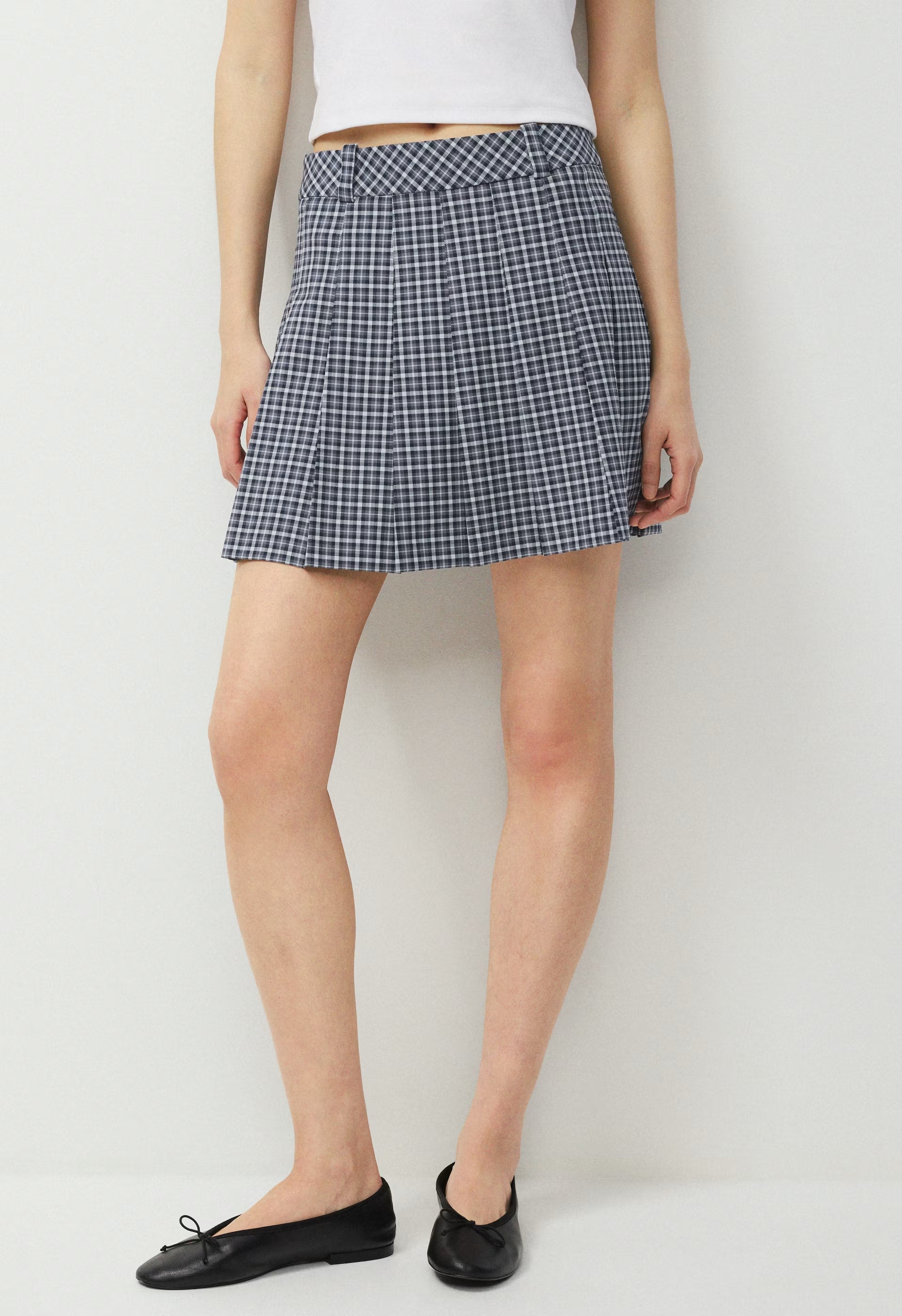 Olive Micro Skirt - ADMRL NVY/VNTG NVY