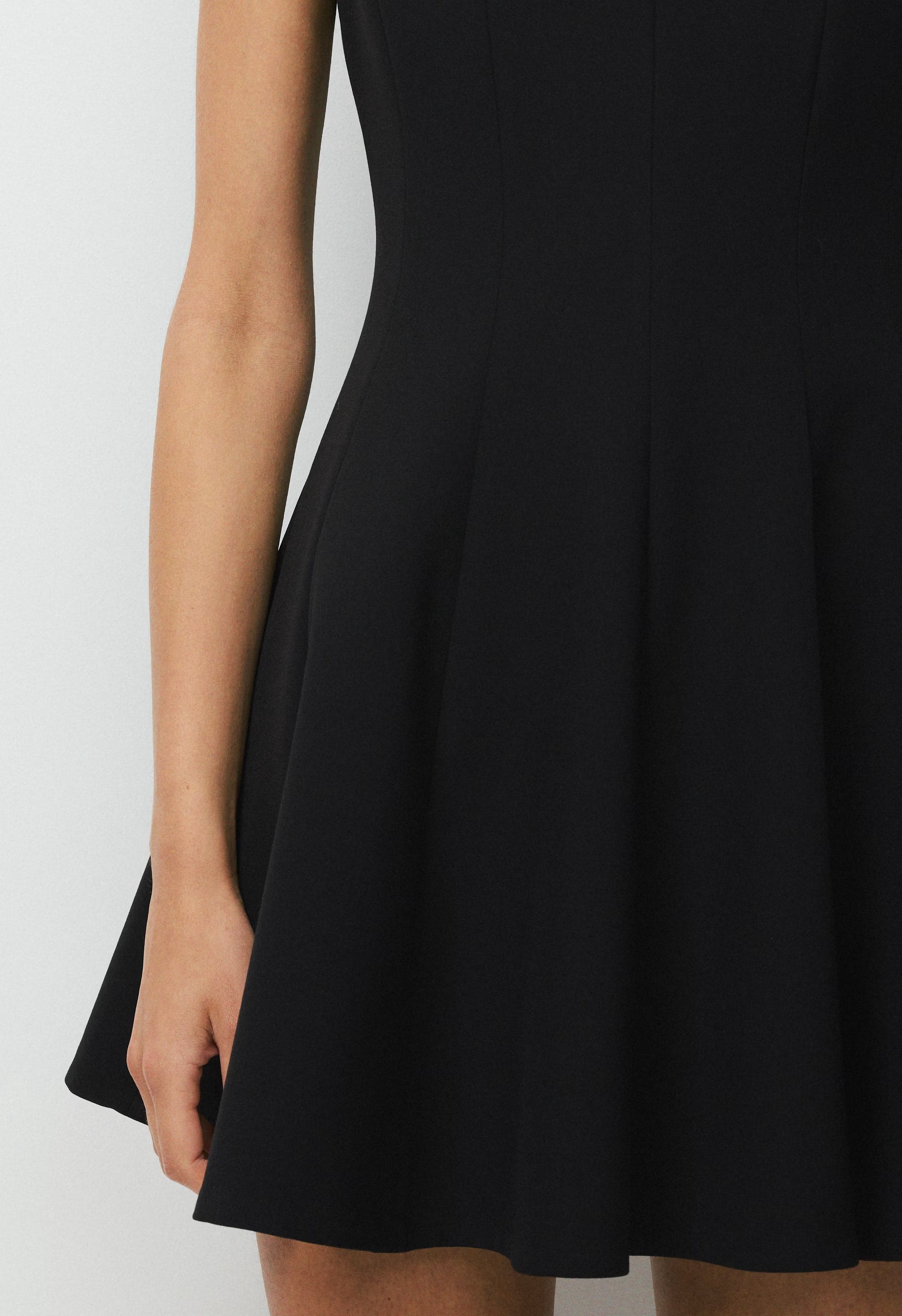 Proxy Dress - Eversential™ - BLACK