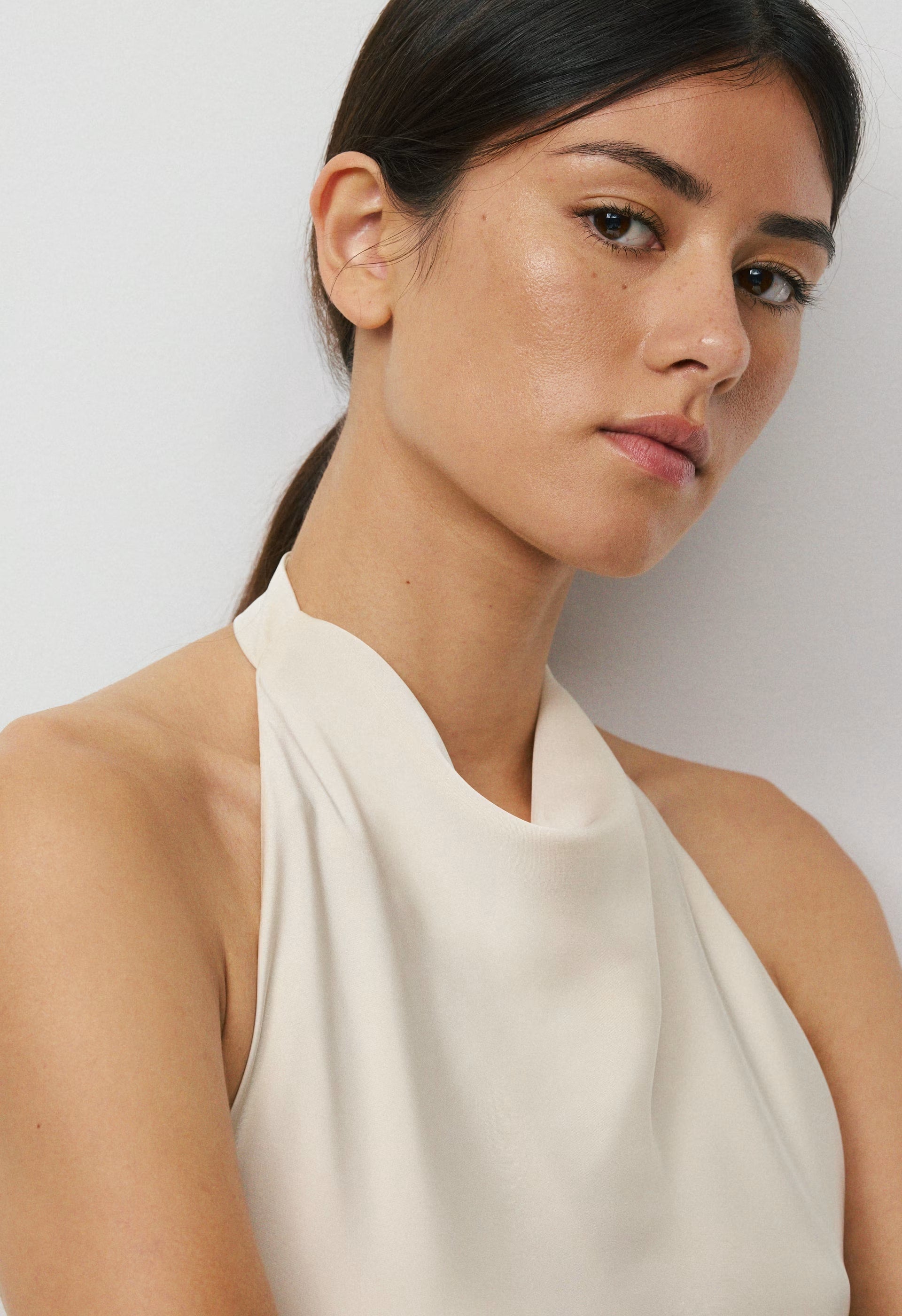 Audience Satin Mini Halter Dress - SEASIDE CREAM