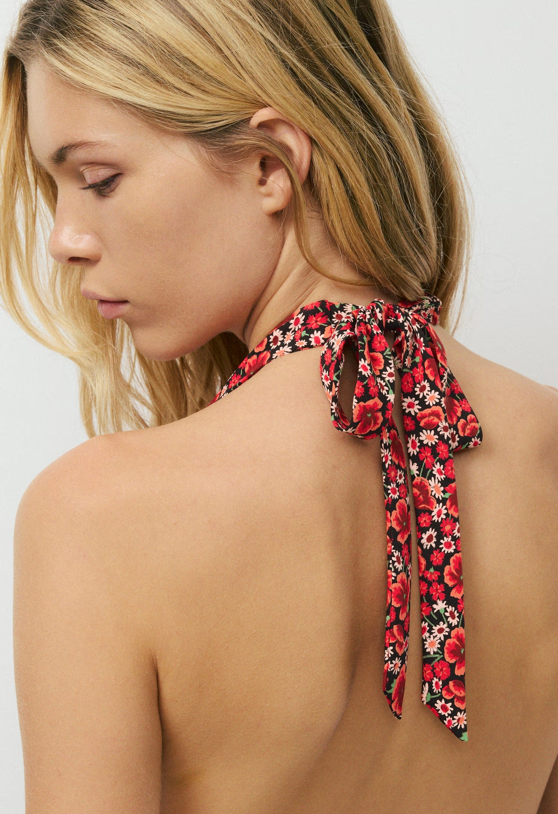 Isa Halter Dress - BLACK/RED