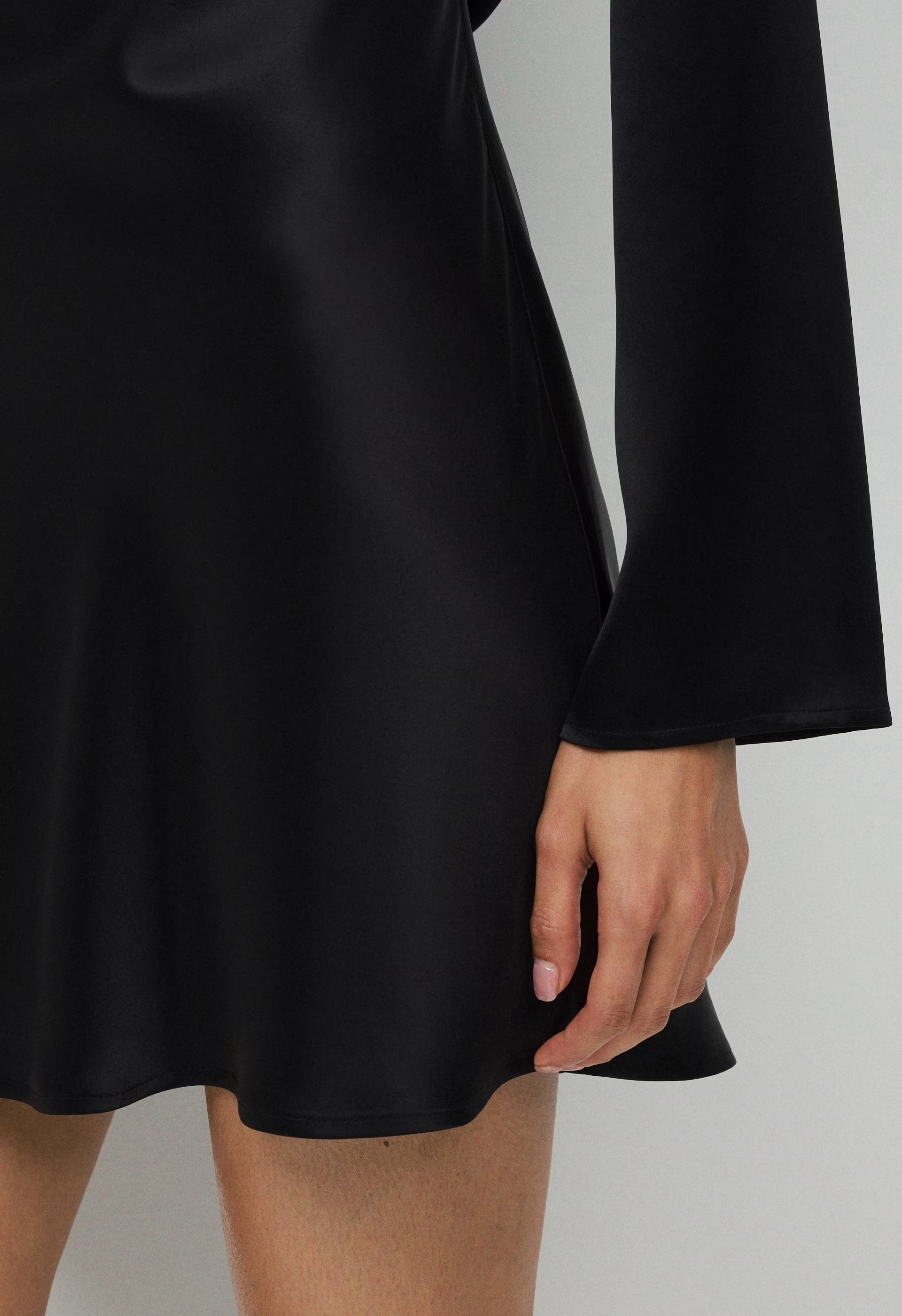 Choreo Satin Dress - BLACK