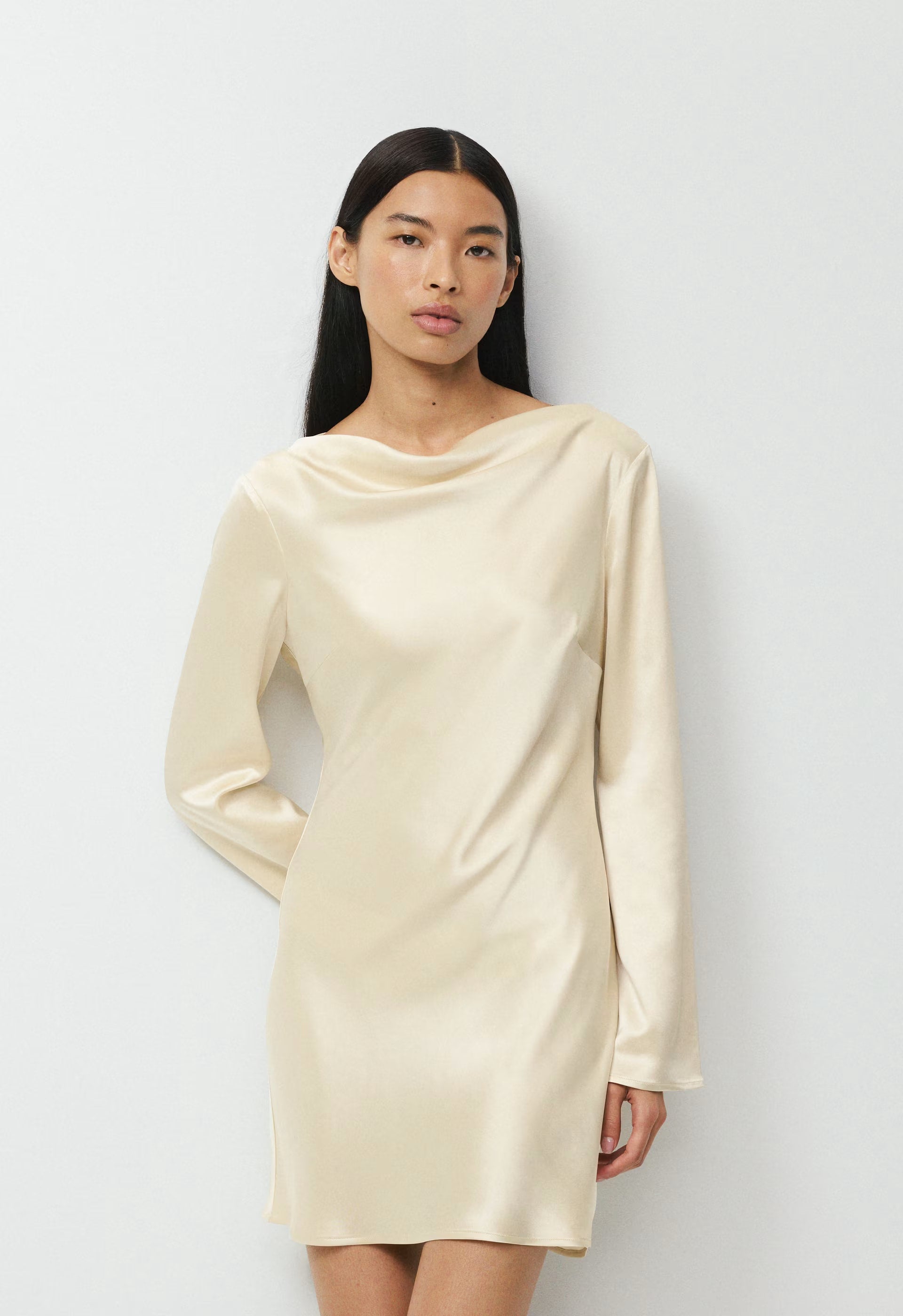 Choreo Satin Dress - SEASIDE CREAM