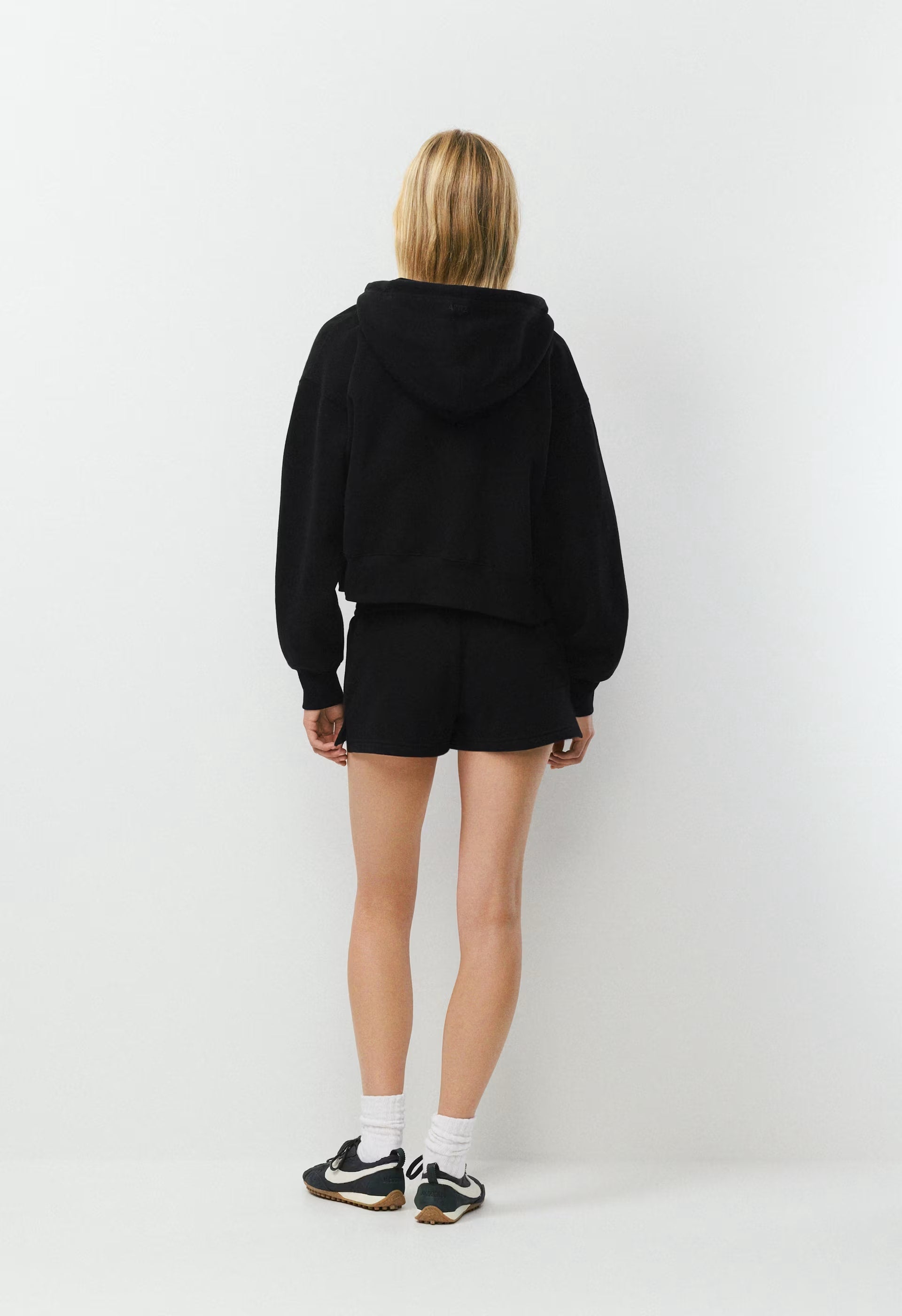 Cozy Sweatfleece Perfect Micro Short - BLACK