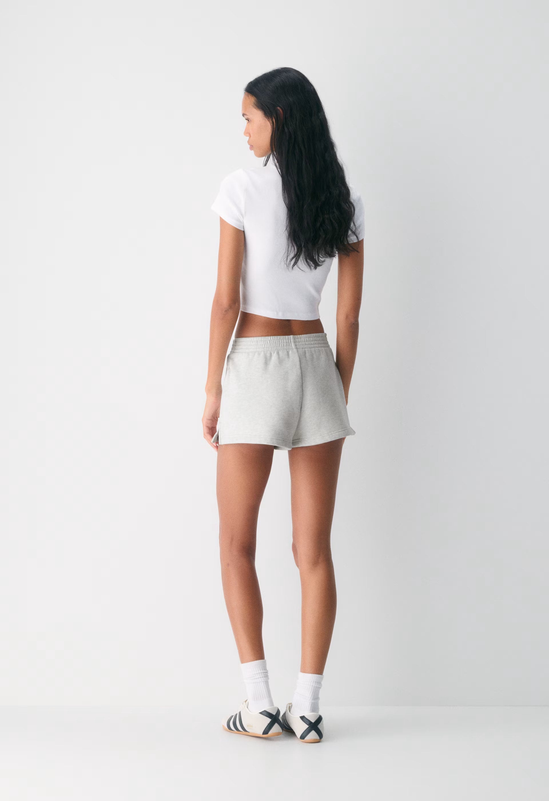 Cozy Sweatfleece Perfect Micro Short - HEATHER CLOUD WHITE