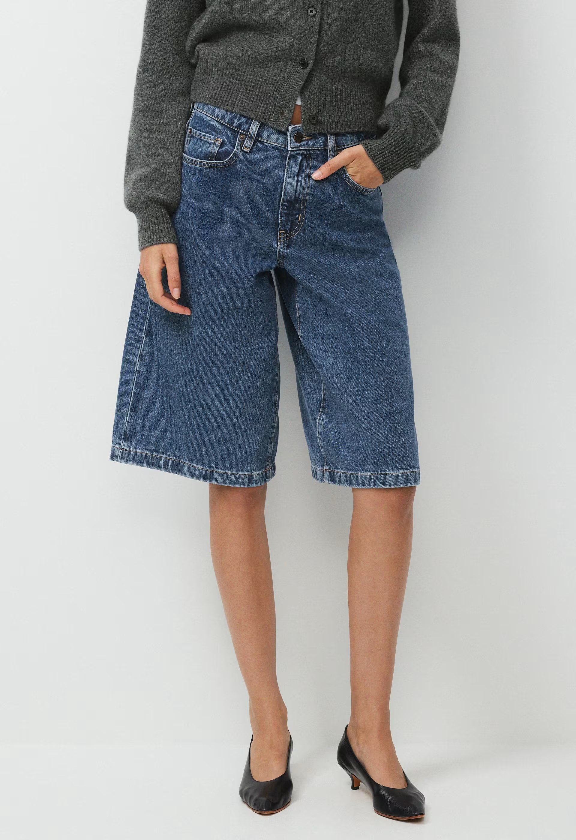 Publicity Below-Knee Denim Short - NO-STRESS MEDIUM BLUE