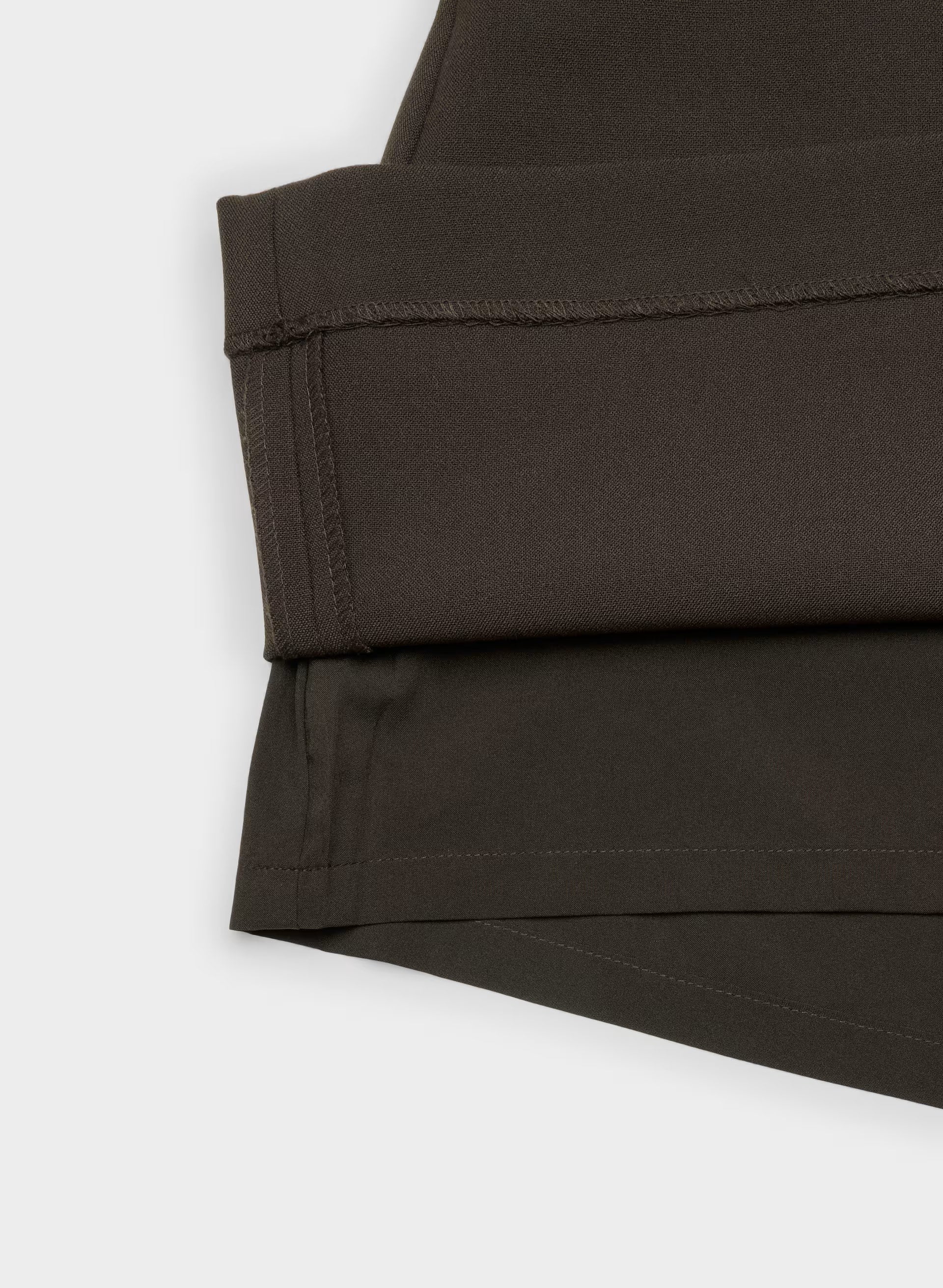 Chisel Micro Skort - Eversential™ - CACAO NIB BROWN