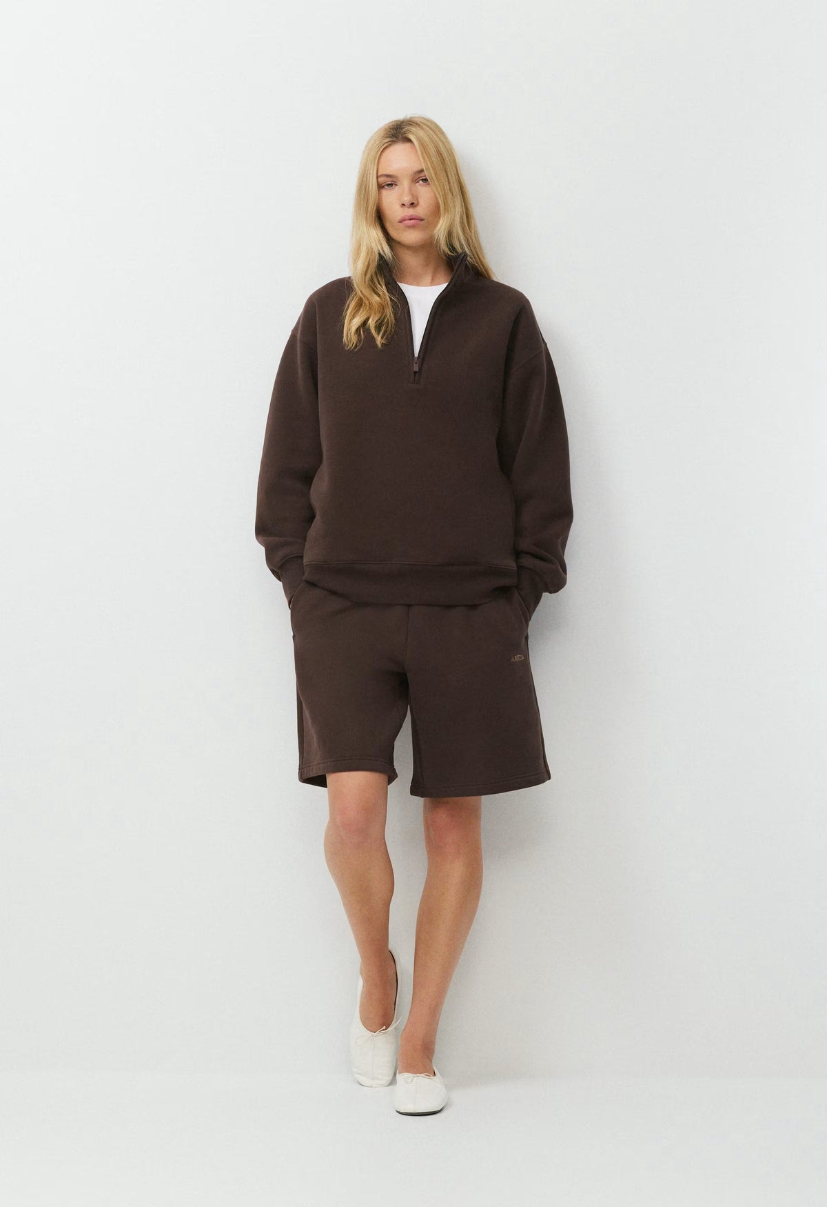 Cozy Sweatfleece Mega Above-Knee Short - RICH MOCHA BROWN