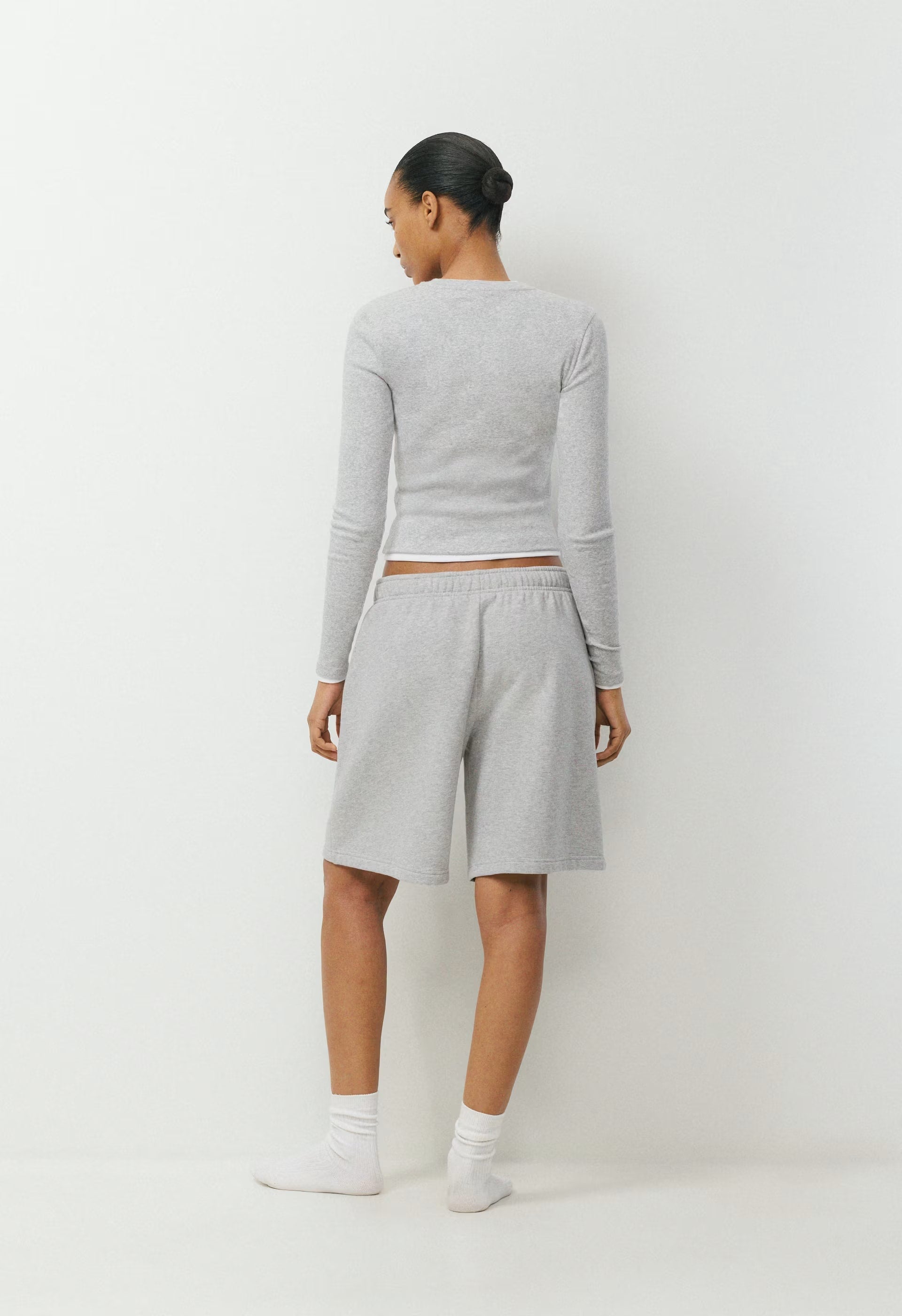 Cozy Sweatfleece Mega Above-Knee Short - HEATHER CHROME