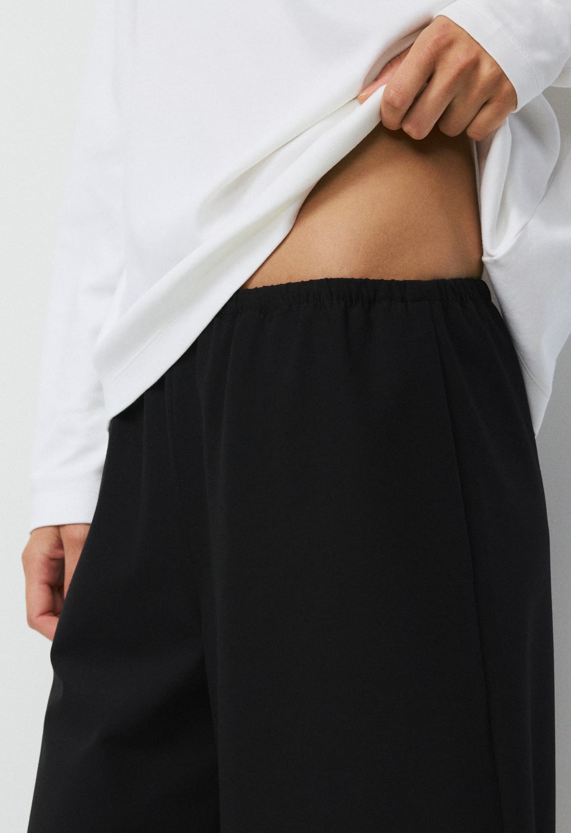 Maven Short - Eversential™ Light - BLACK