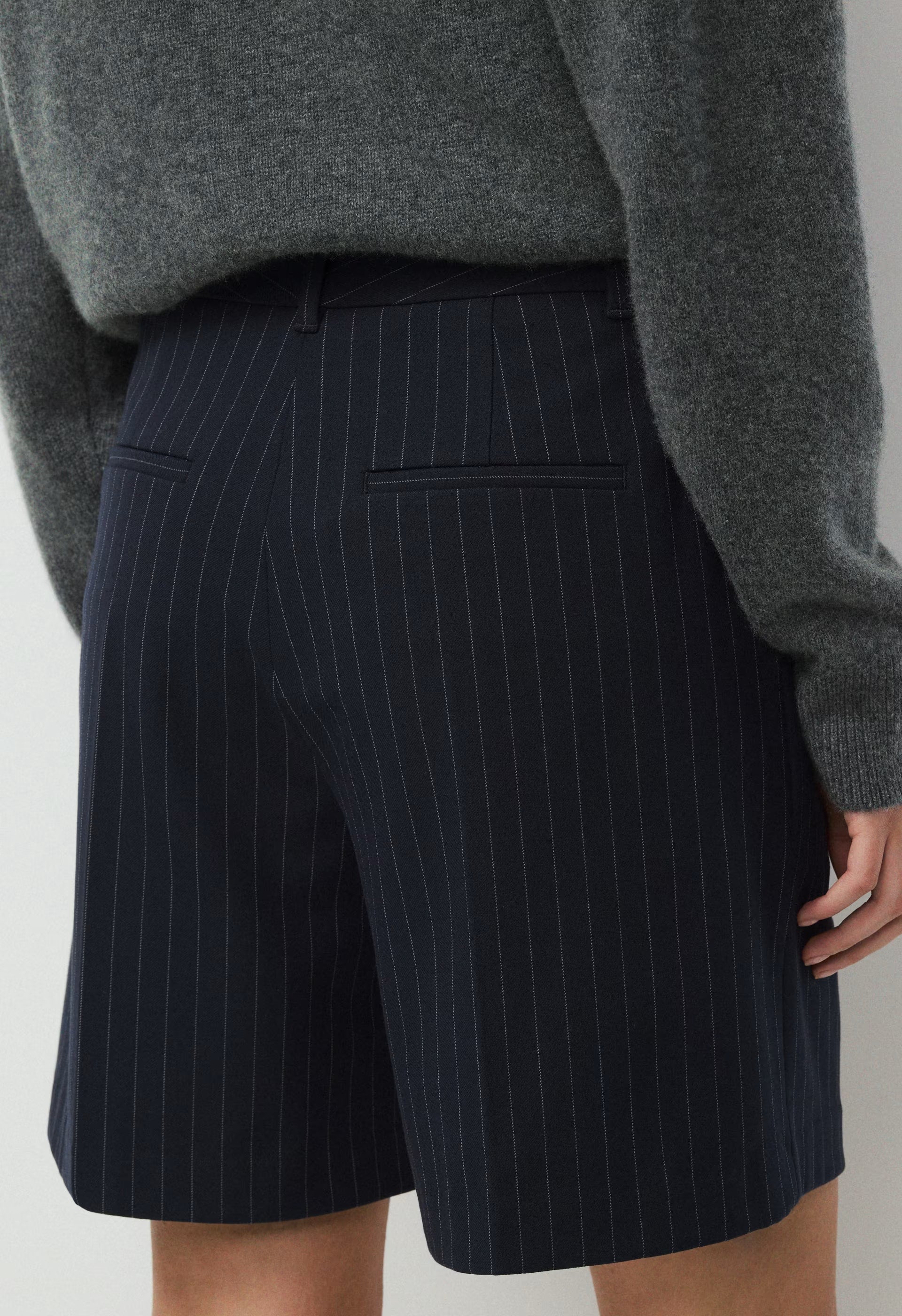The Effortless Short™ Long - BLK STRP DK NT NVY/GRY