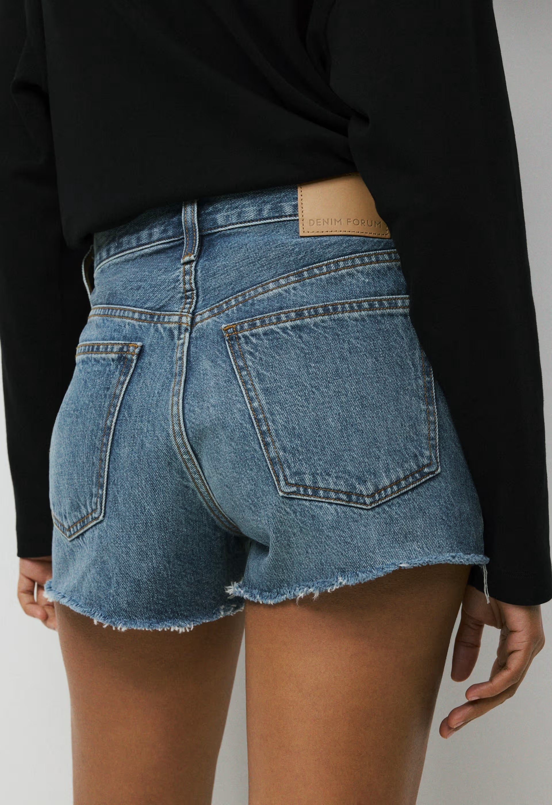 Denim Forum The ‘90s Vintage Hi-Rise Mini Denim Short - VINTAGE MEDIUM BLUE