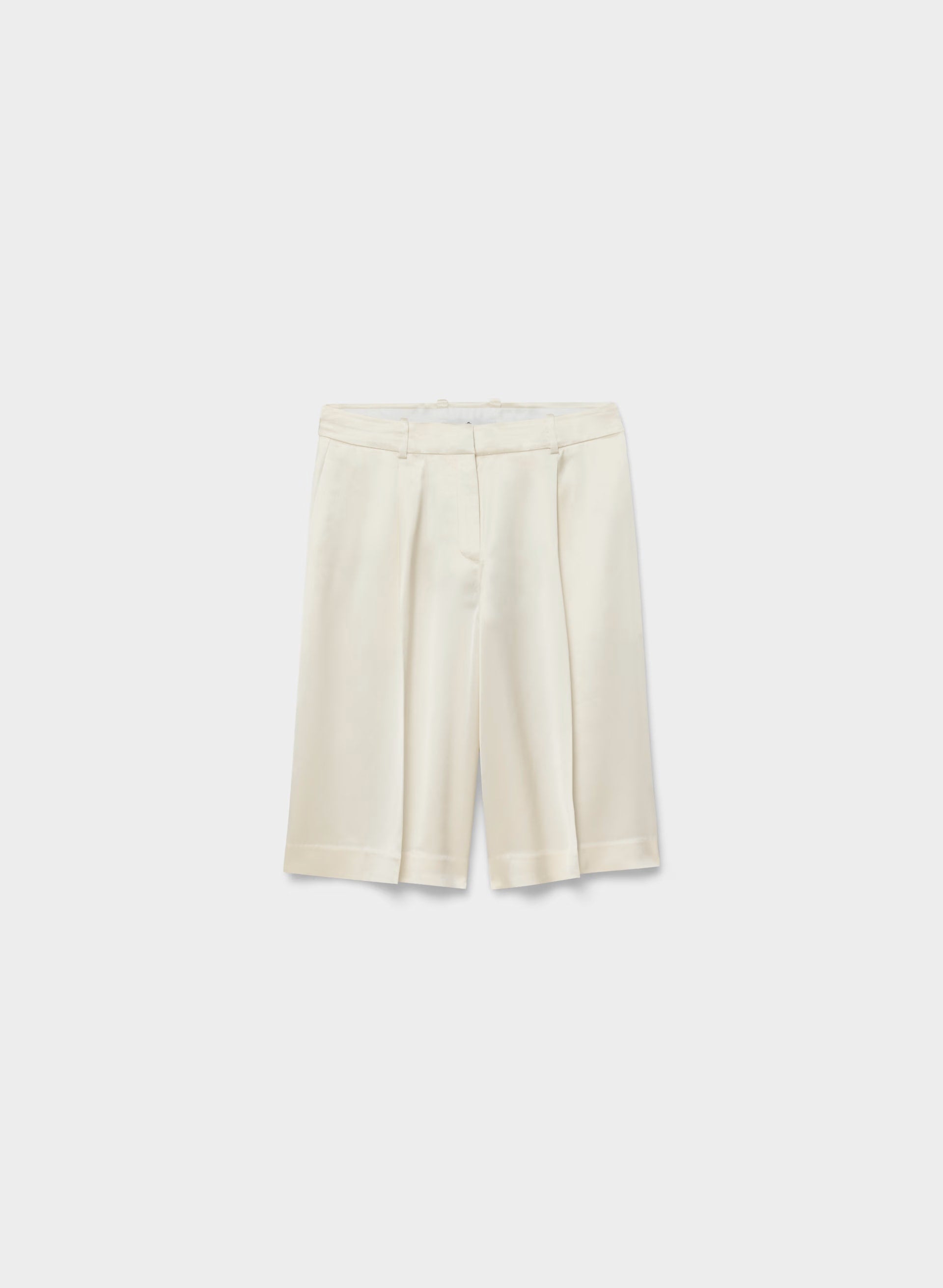 Touchpoint Satin Short - LIGHT BIRCH