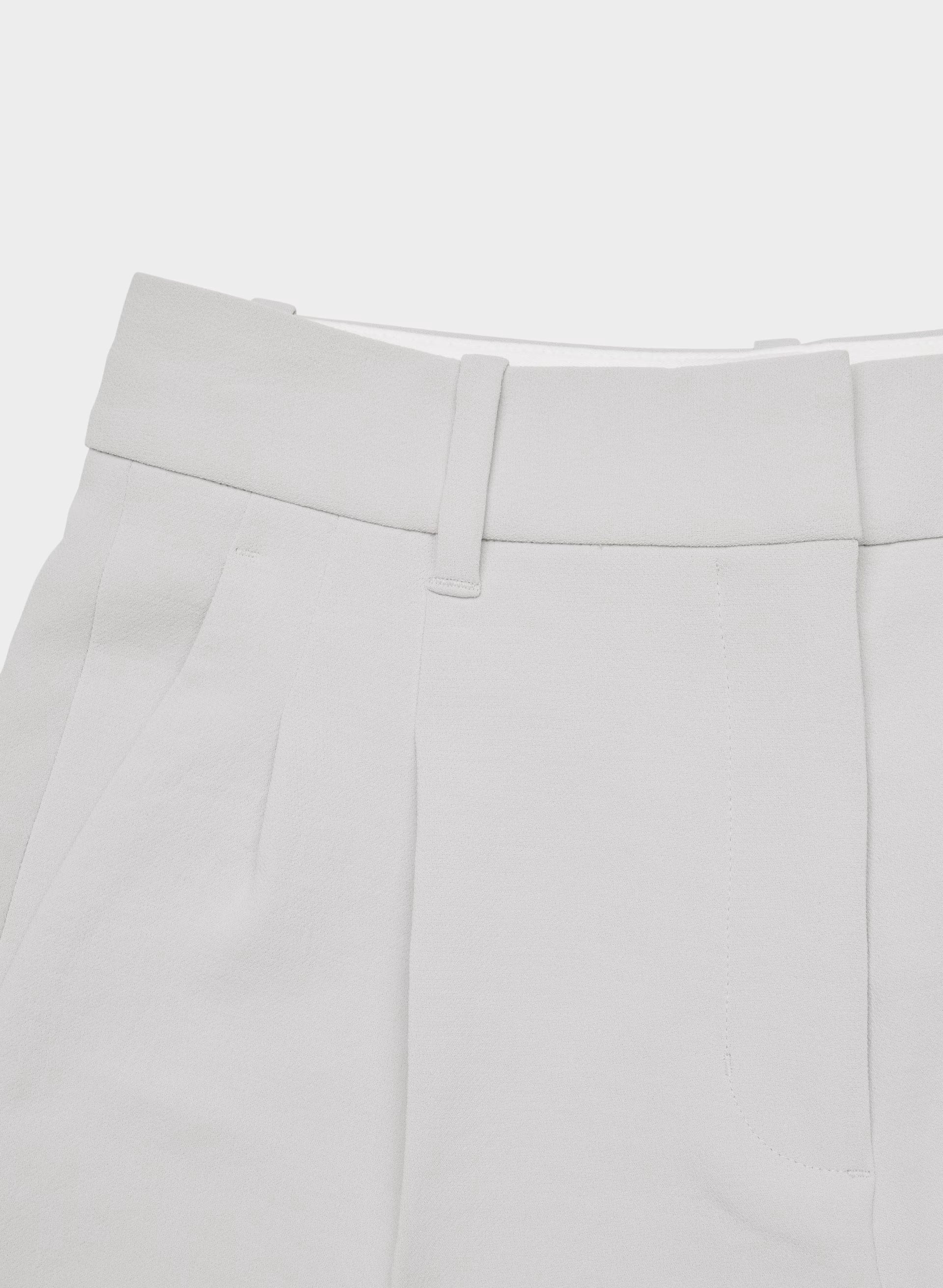 The Effortless Short™ Mini - Crepette™ - MONUMENT GREY
