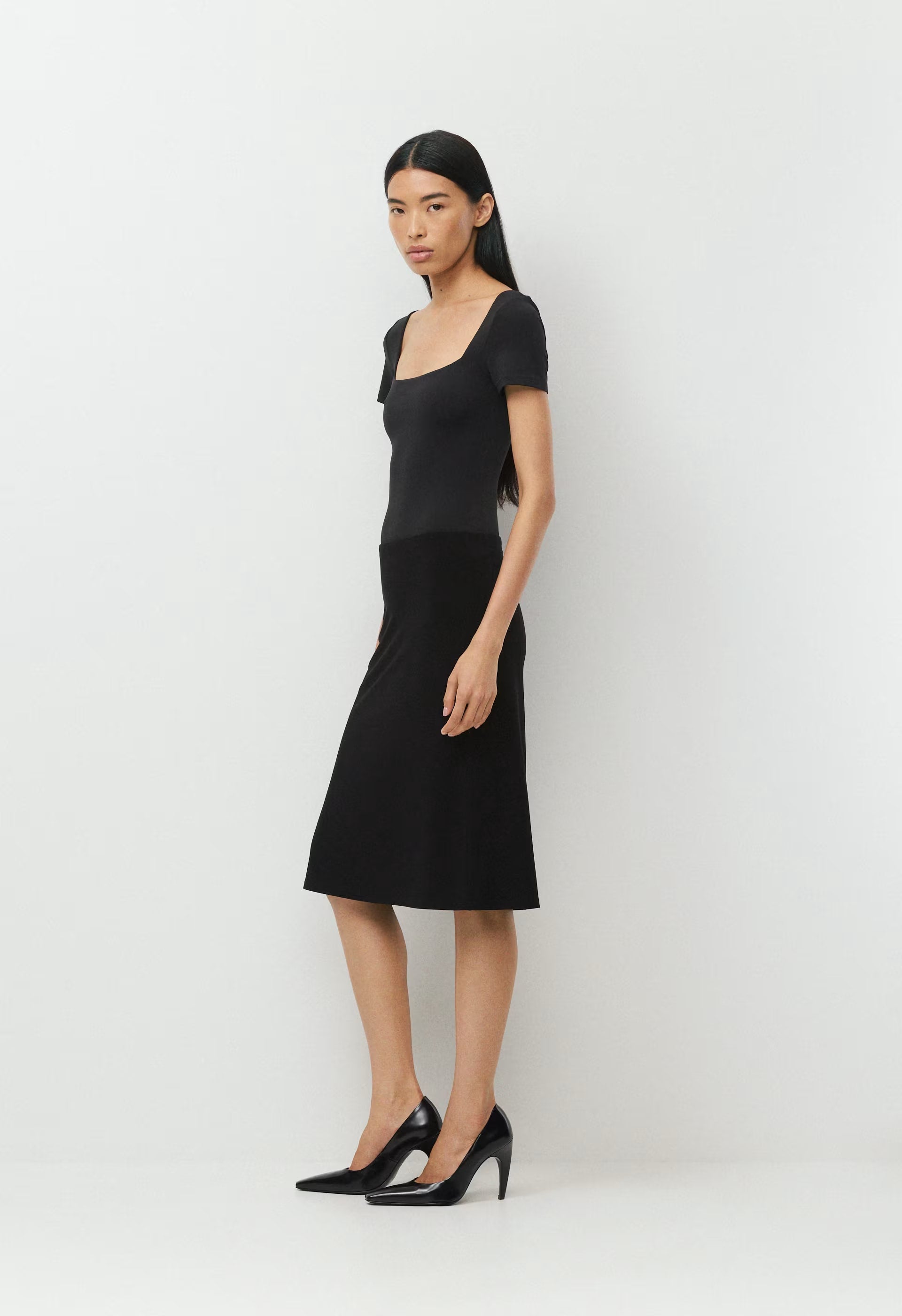 Original Contour Manner Squareneck Bodysuit - BLACK