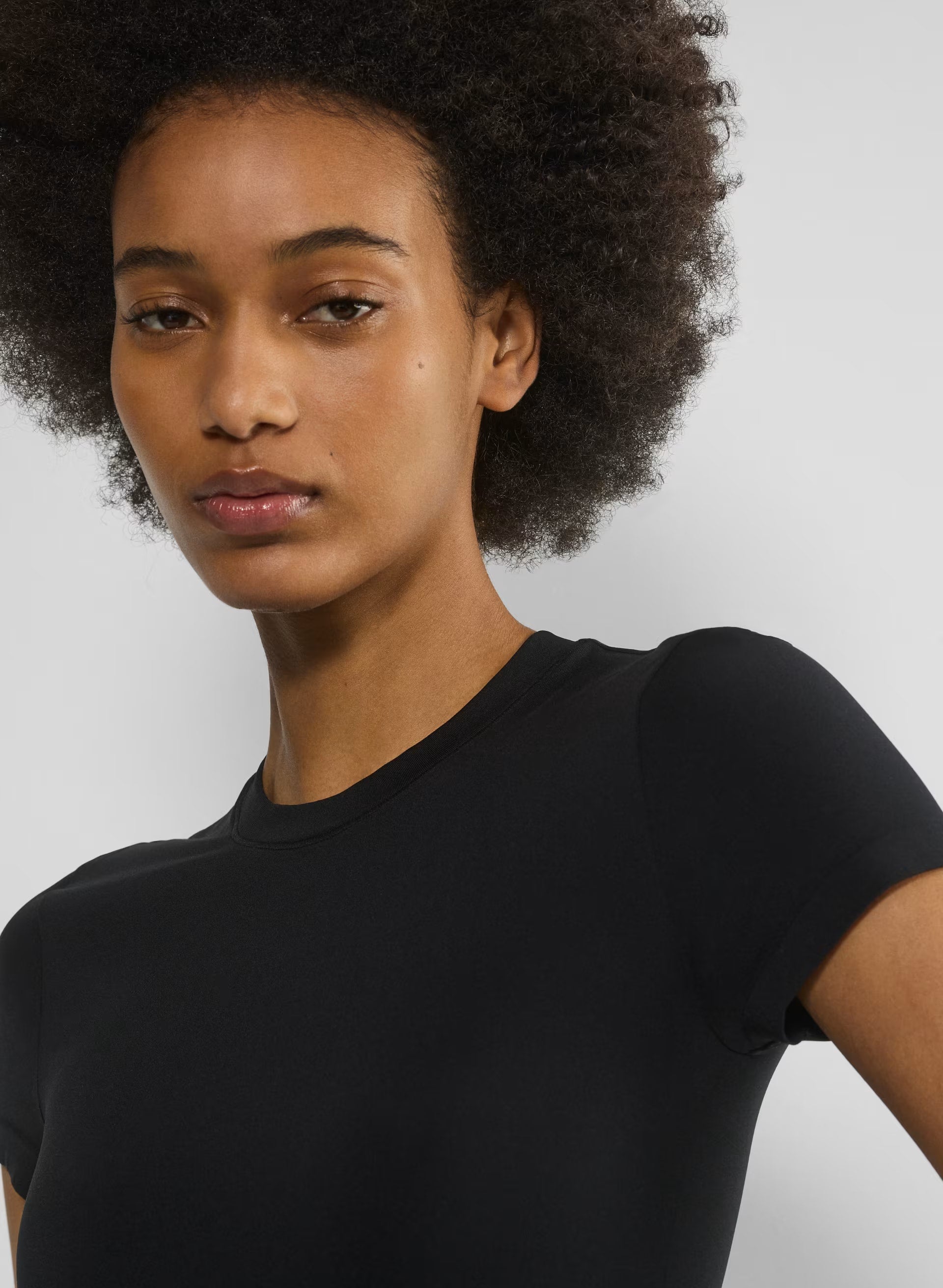 Smooth Seamless Willow T-Shirt - BLACK