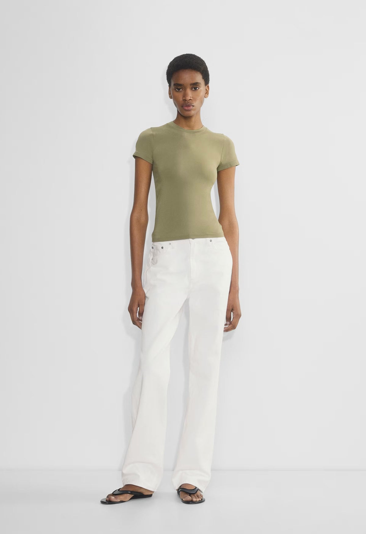 Smooth Seamless Willow T-Shirt - SUNDRIED OLIVE