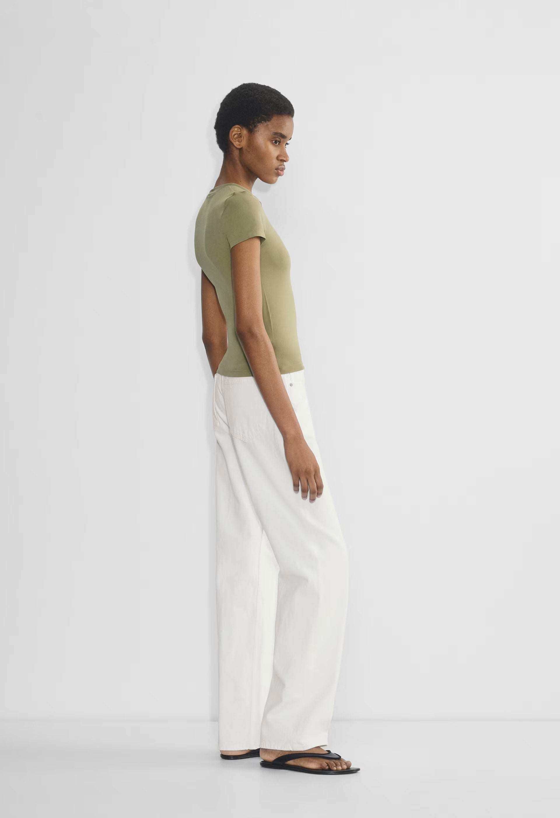 Smooth Seamless Willow T-Shirt - SUNDRIED OLIVE