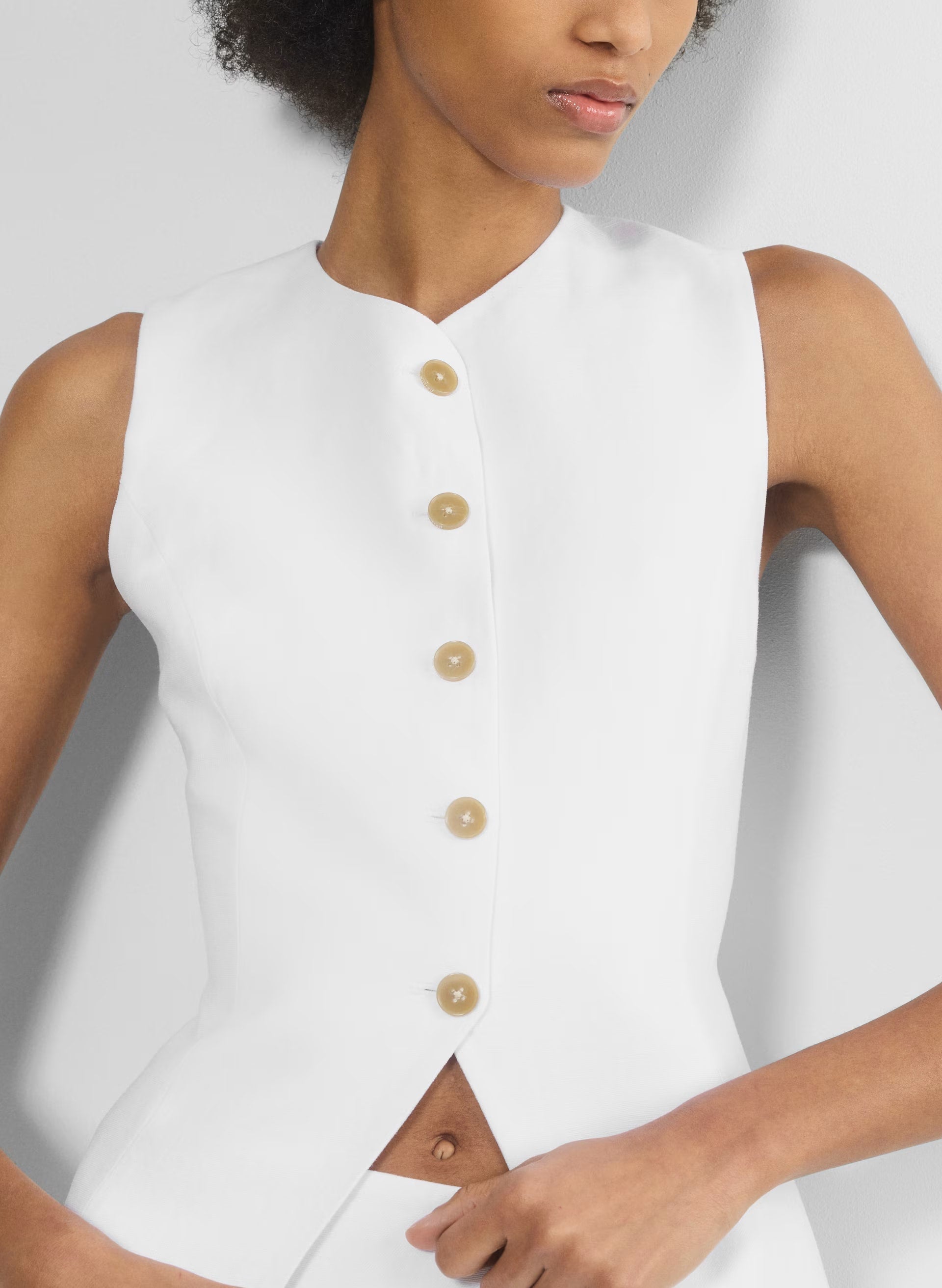 CruiseLinen™ Regal Vest - WHITE