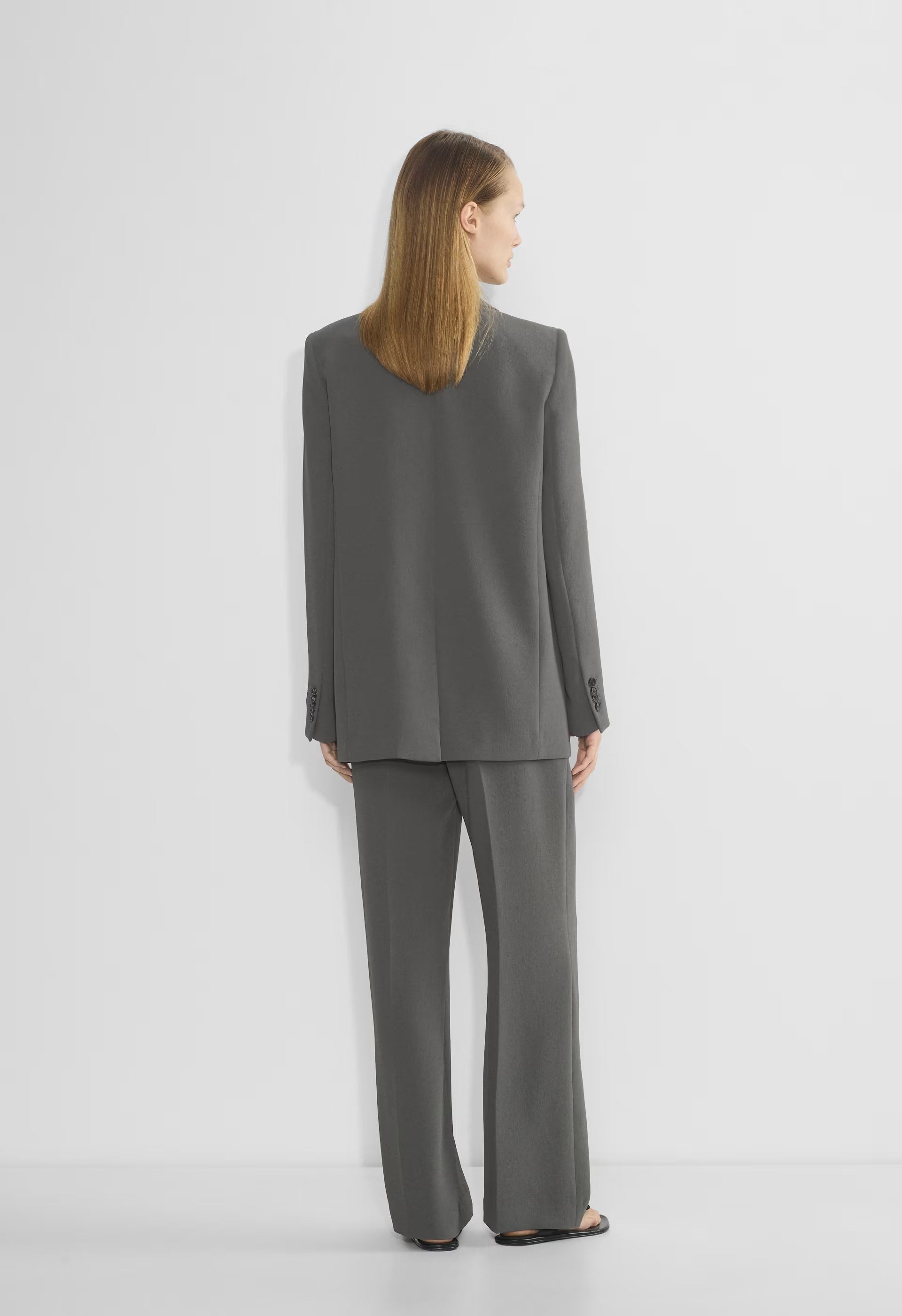 The Limitless Pant™ - Crepette™ - COAL GREY