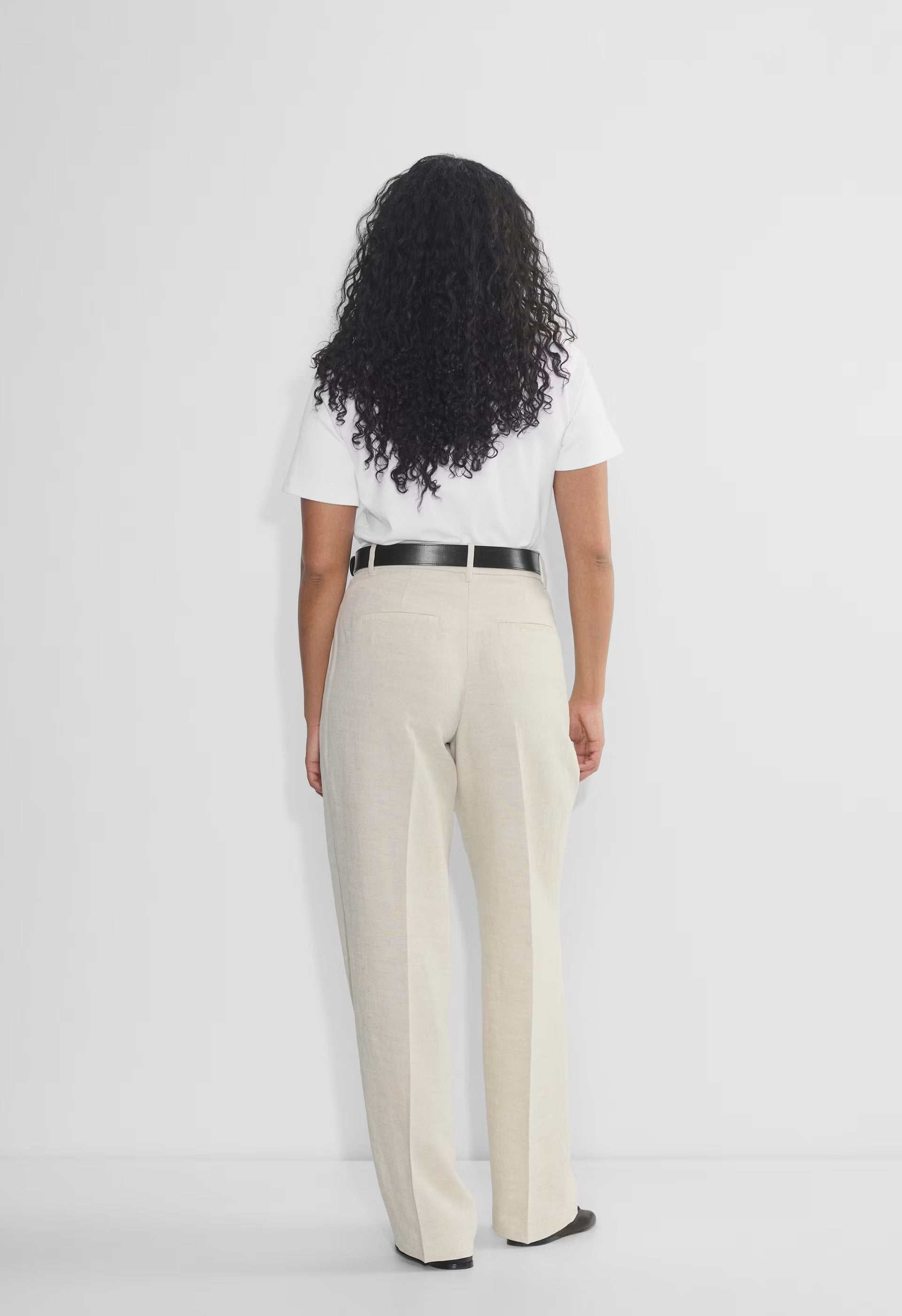 The Effortless Pant™ Curve-Fit - CruiseLinen™ - NATURAL ECRU