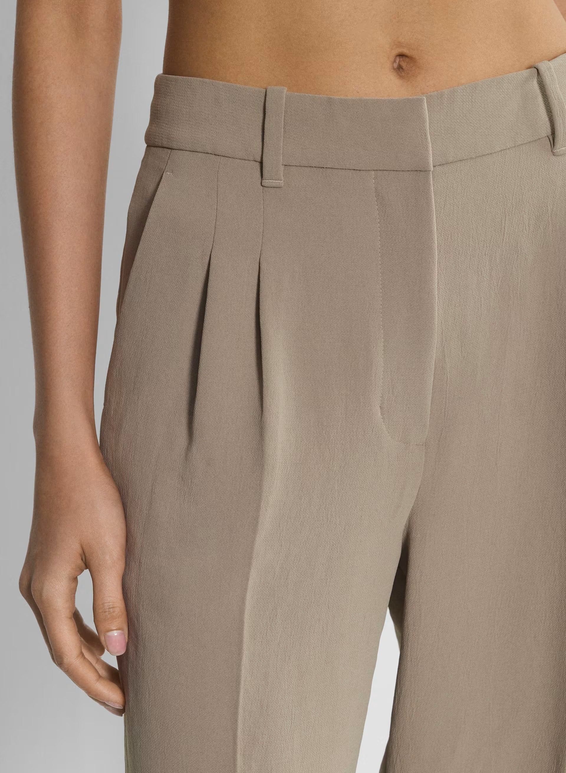 The Effortless Pant™ Cropped - Crepette™ - NOMAD TAUPE