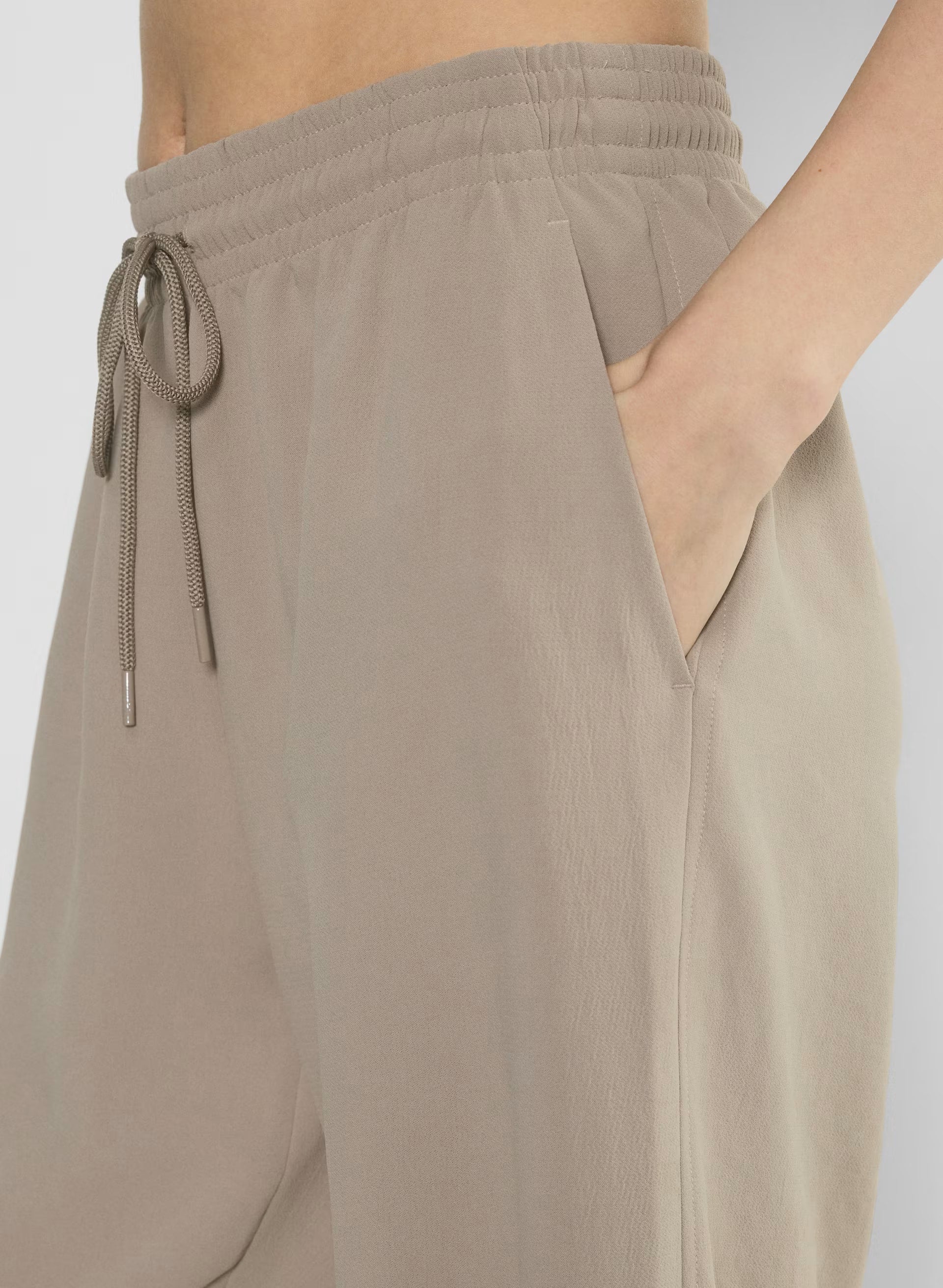 Thesis Pant - Crepette™ - NOMAD TAUPE