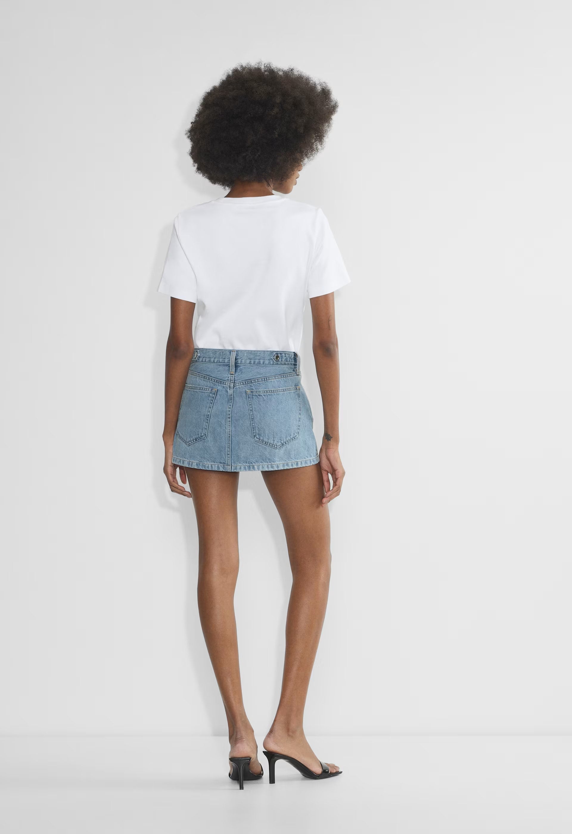 Denim Forum The ‘90s Vintage Micro Denim Skirt - 7 YRS BLEU TABOO