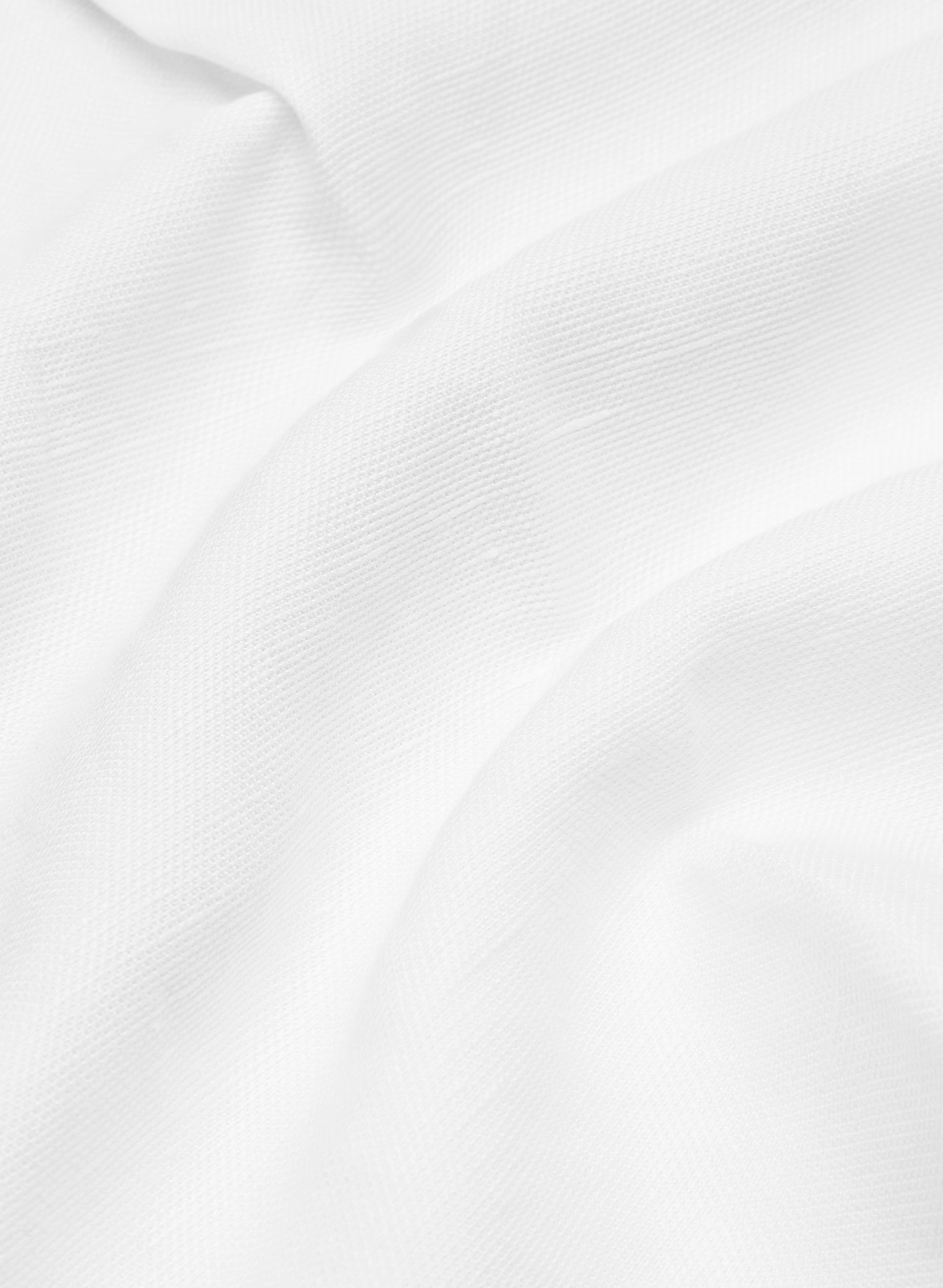 The Effortless Short™ Mid-Thigh - CruiseLinen™ - WHITE