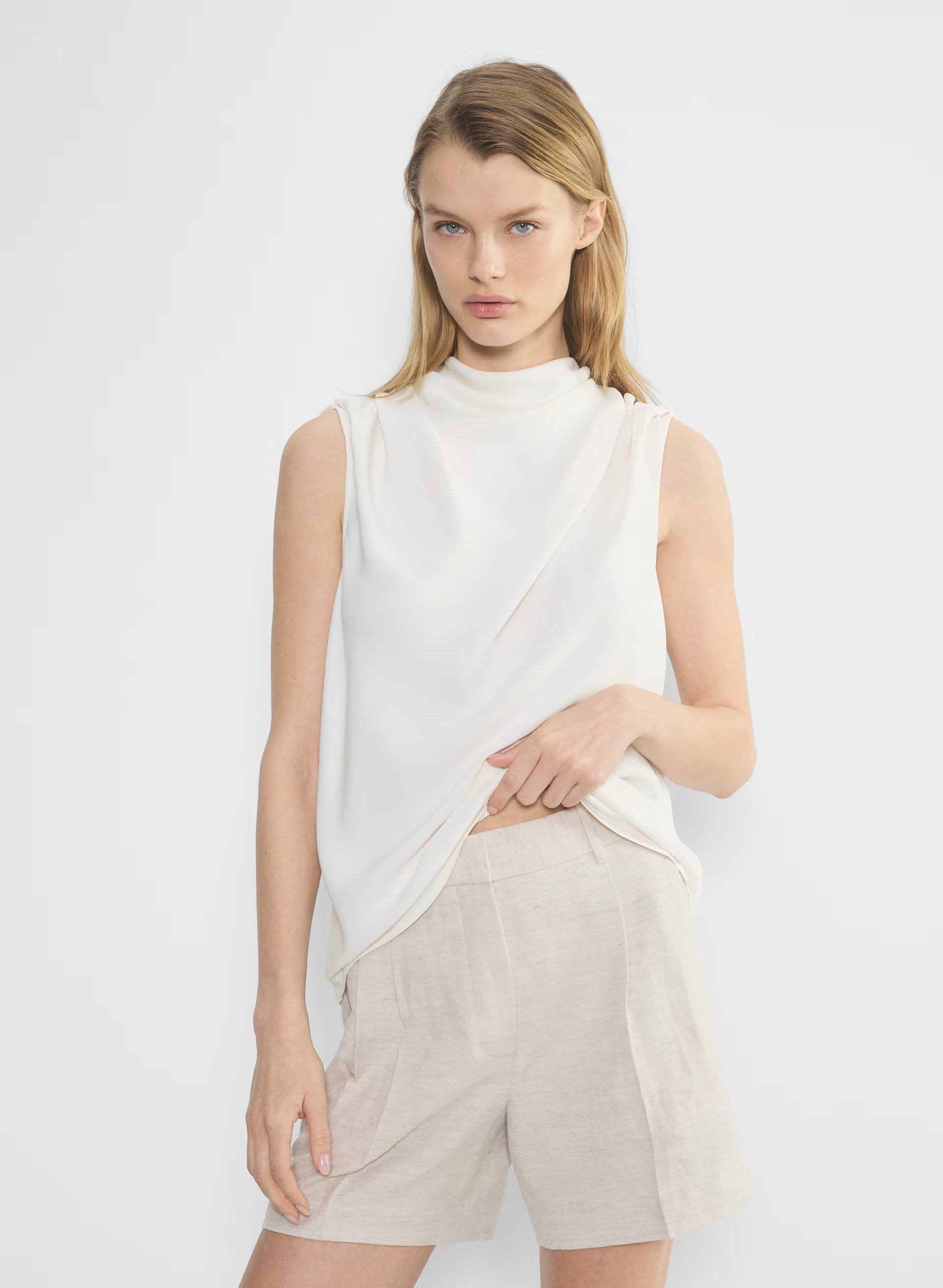 The Effortless Short™ Mid-Thigh - CruiseLinen™ - NATURAL ECRU