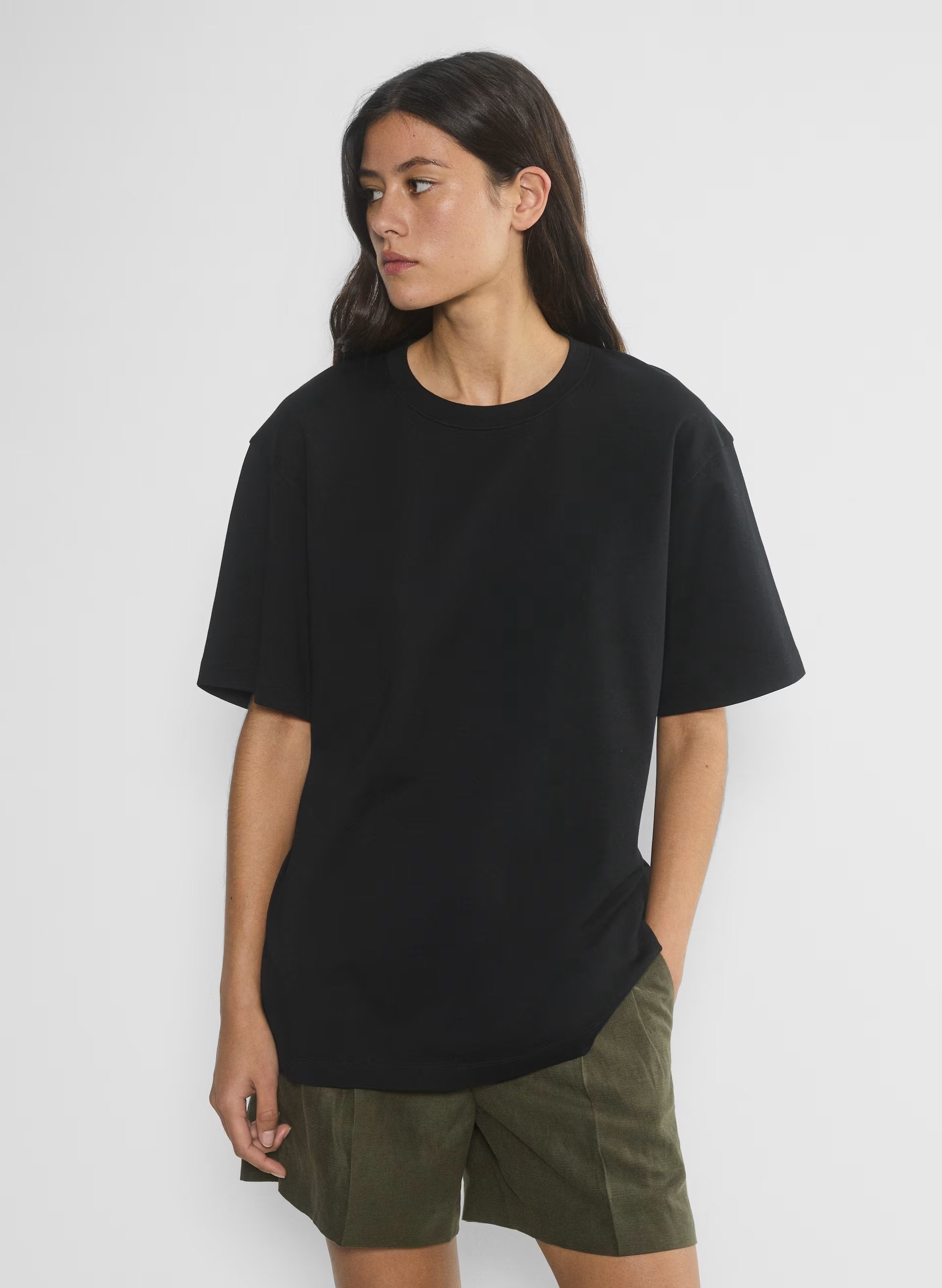 The Effortless Short™ Mid-Thigh - CruiseLinen™ - DARK OLIVE