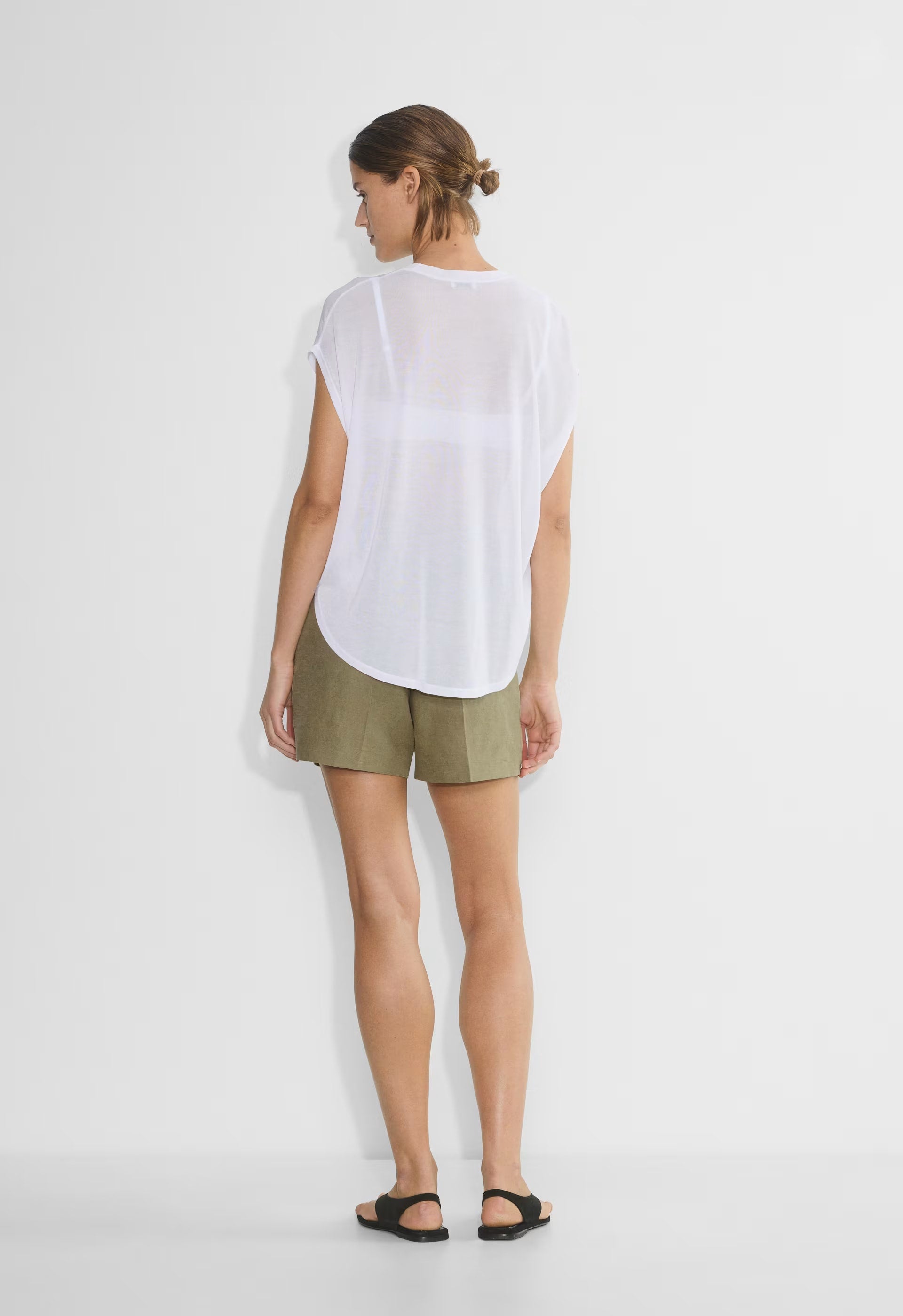 The Effortless Short™ Mid-Thigh - CruiseLinen™ - SUNDRIED OLIVE