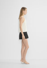 The Effortless Short™ Mini - CruiseLinen™ - BLACK