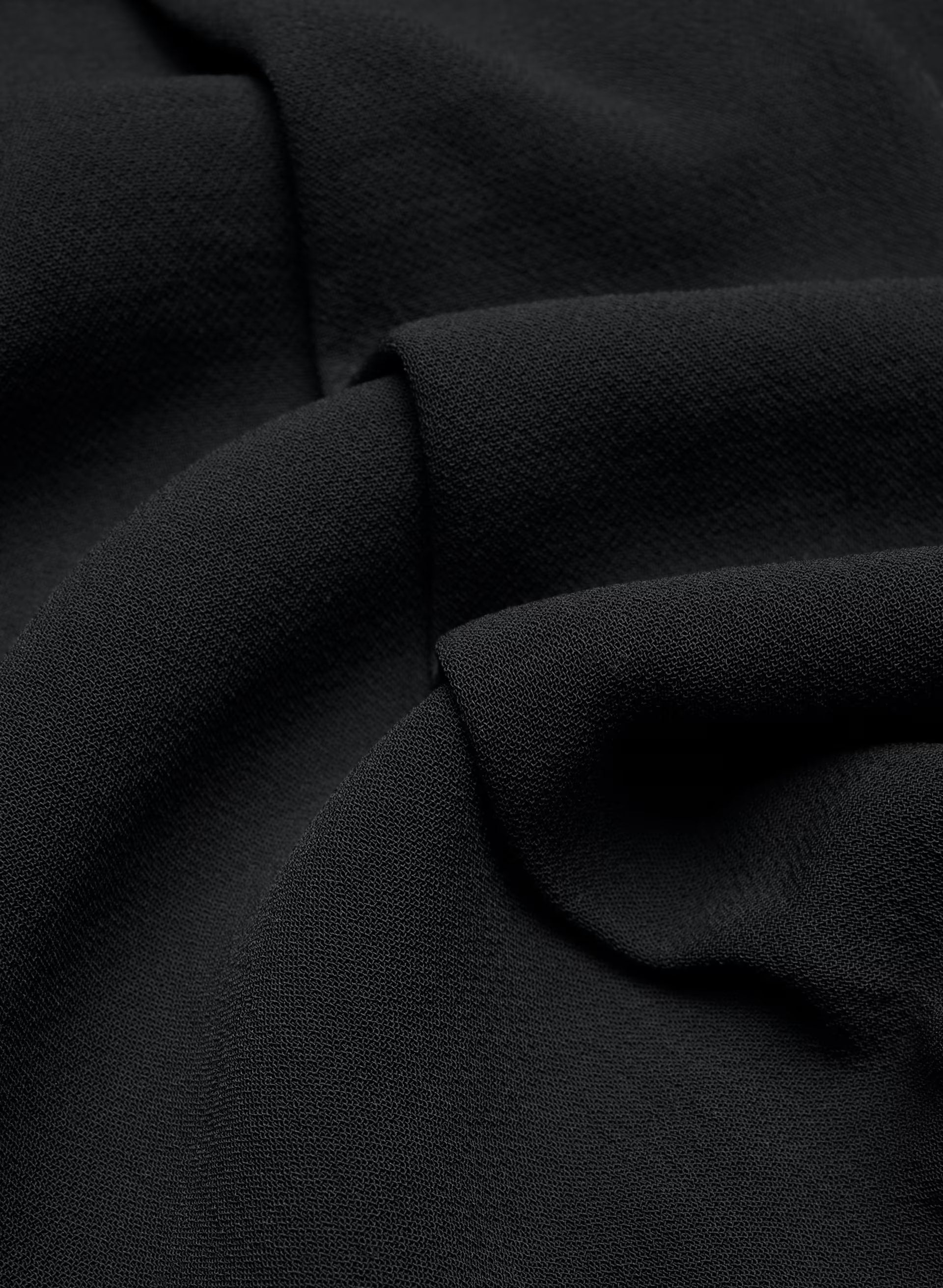 The Effortless Short™ Curve-fit Mini - Crepette™ - BLACK