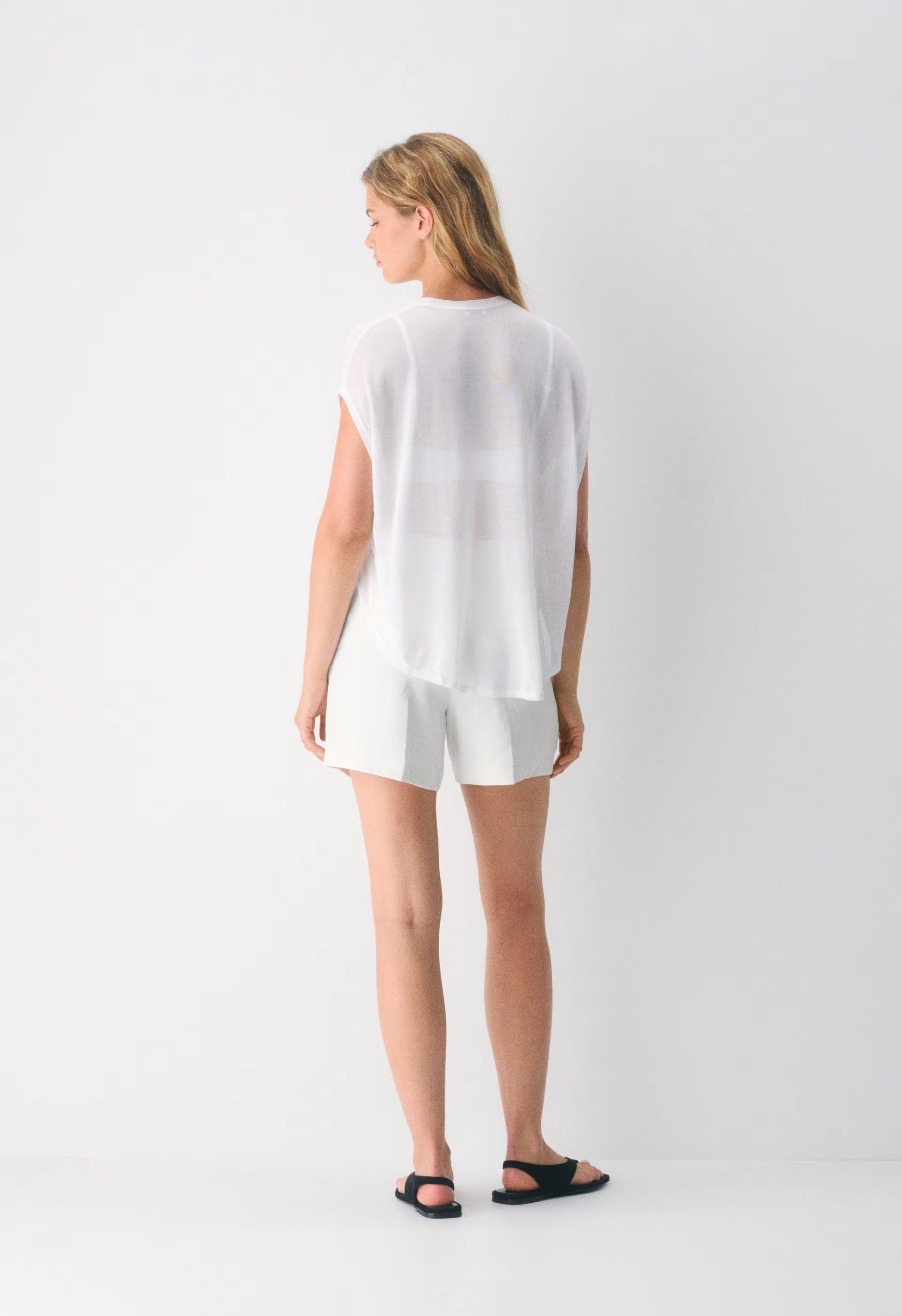 The Effortless Short™ Curve-Fit Mid-Thigh - Crepette™ - LIGHT BIRCH