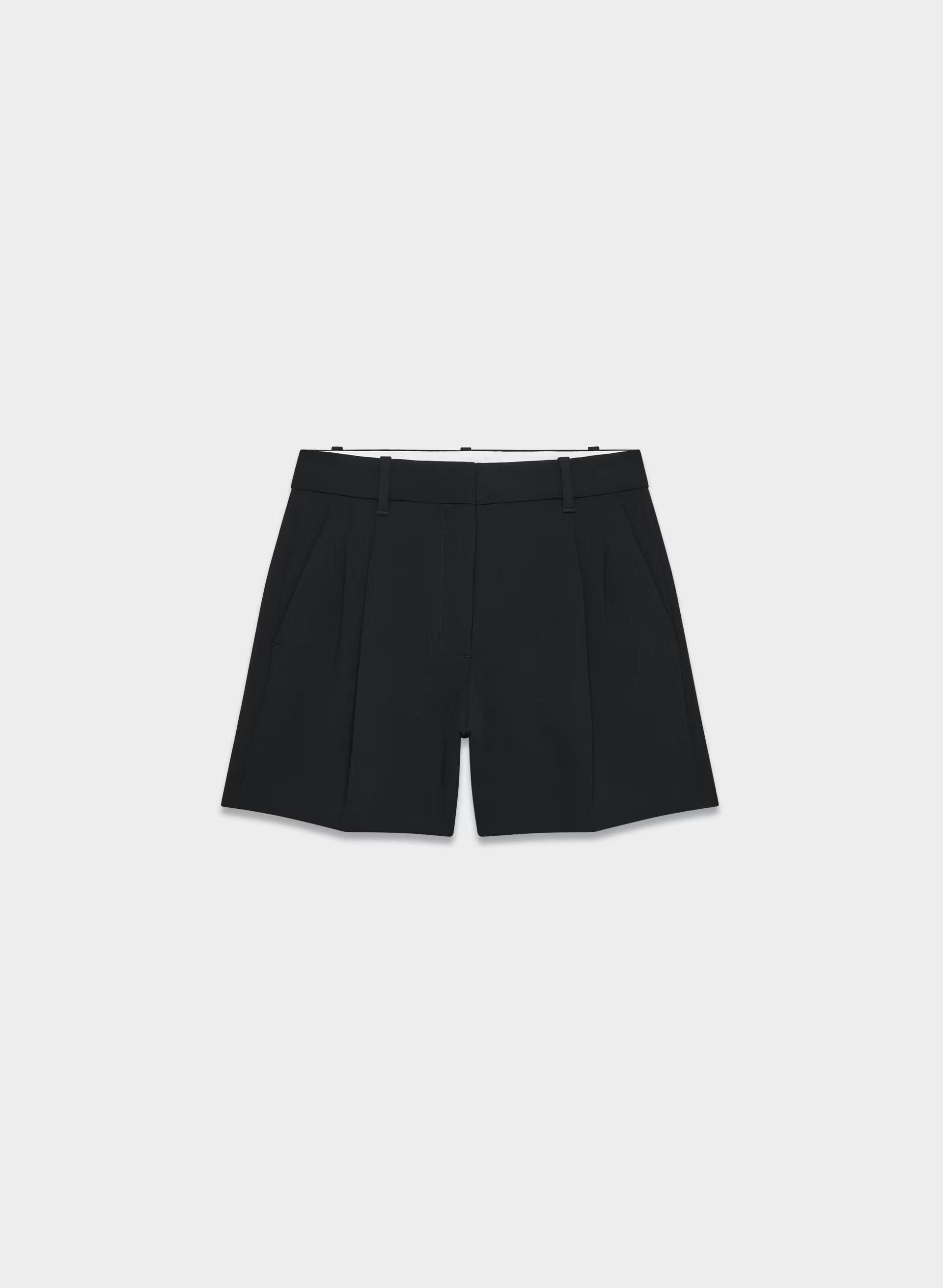 The Effortless Short™ Curve-Fit Mid-Thigh - Crepette™ - BLACK