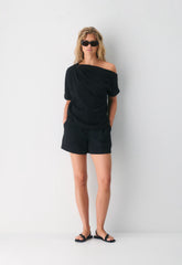 The Effortless Short™ Curve-Fit Mid-Thigh - Crepette™ - BLACK
