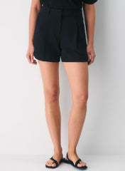 The Effortless Short™ Curve-Fit Mid-Thigh - Crepette™ - BLACK