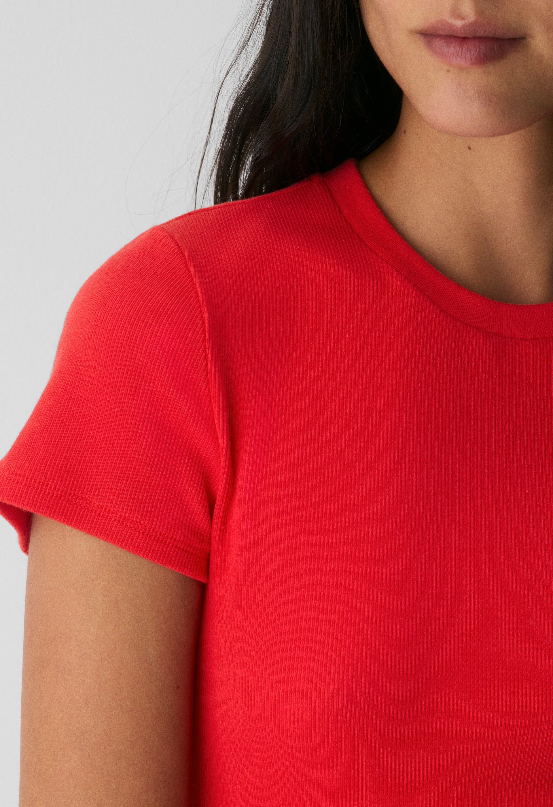 HomeStretch™ Rib Tune T-Shirt - CHERRYBOMB RED