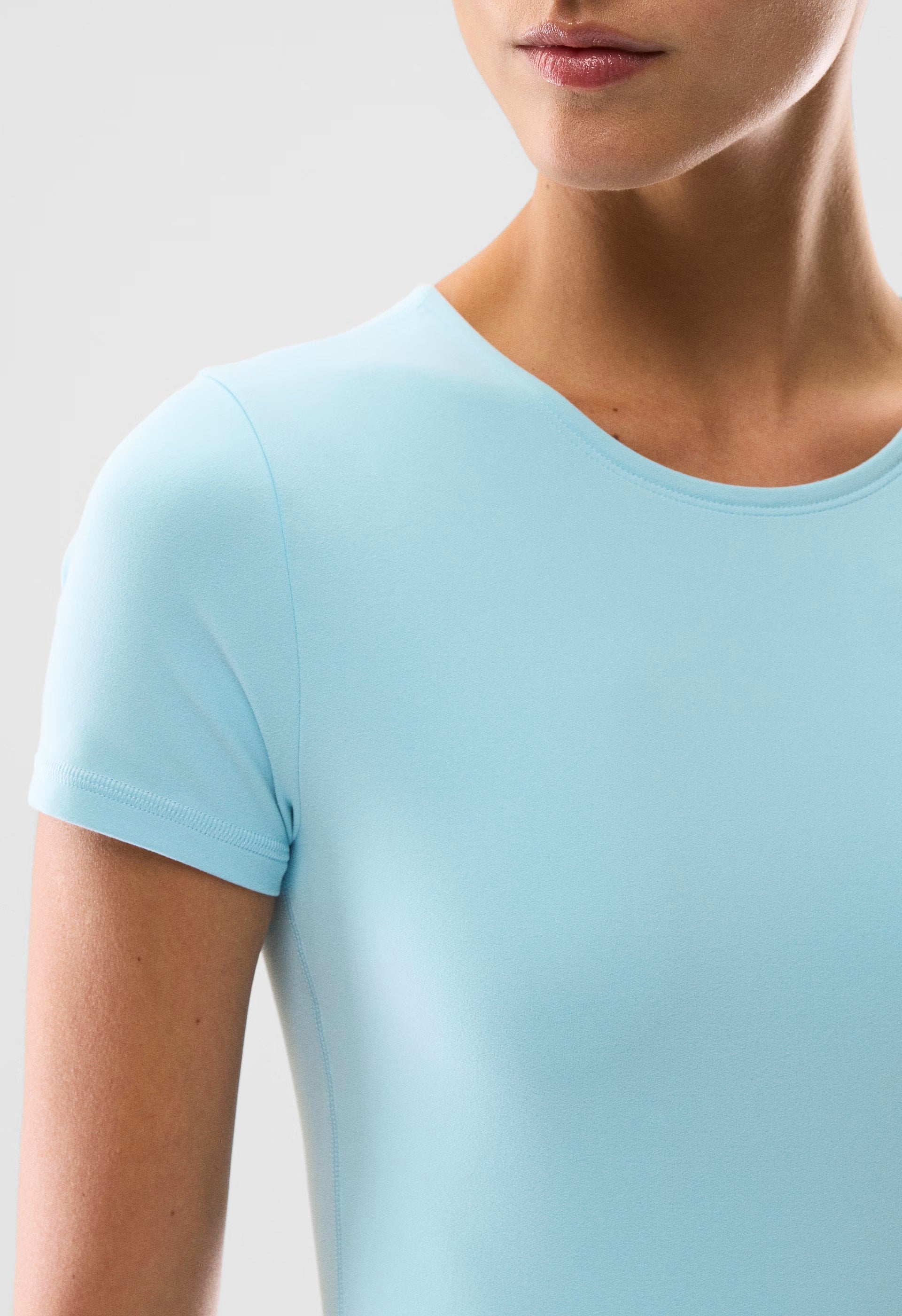 BUTTER Essential T-Shirt - PANORAMA BLUE