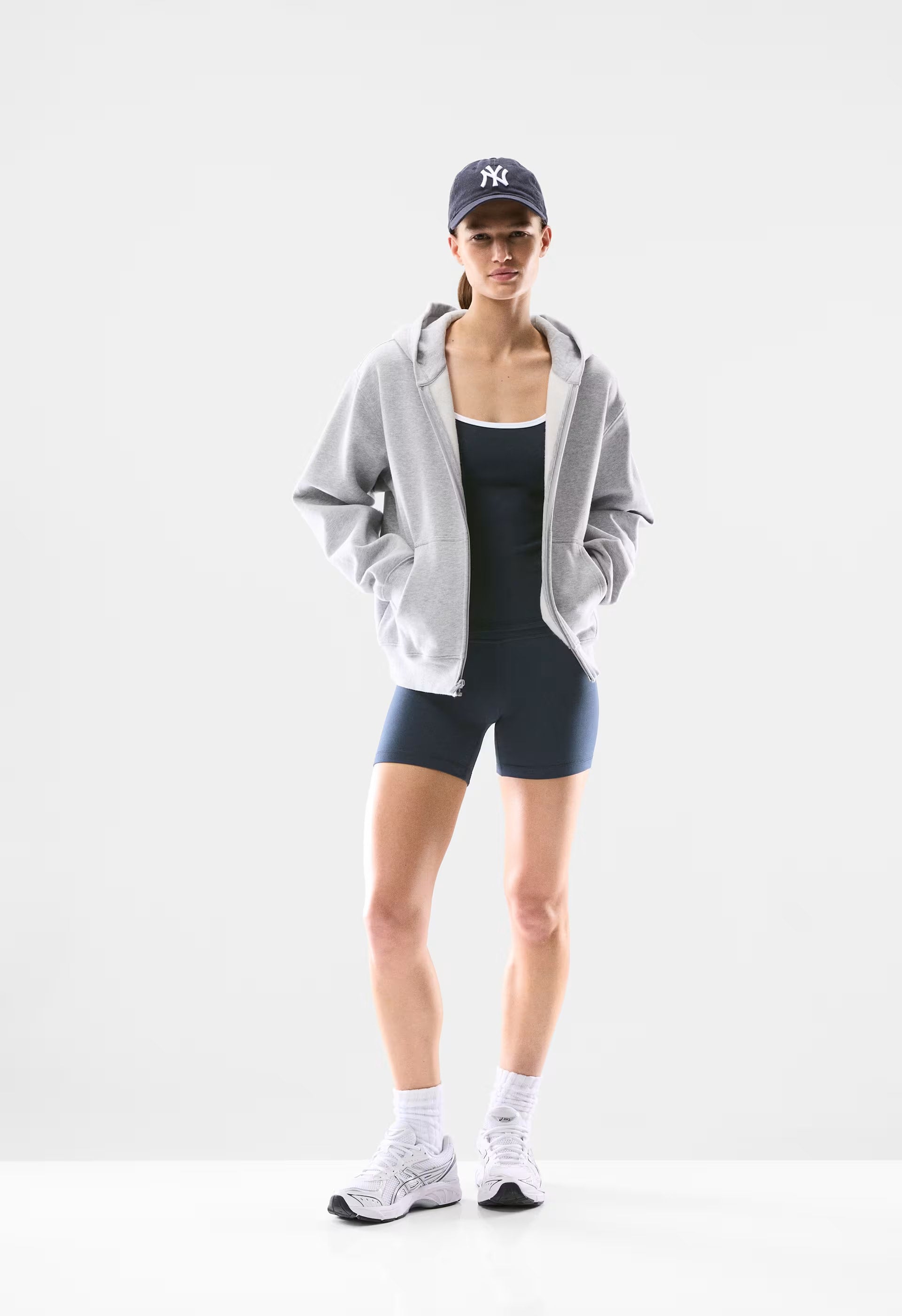 LIFE Essential Camisole - ADMIRAL/ BRIGHT WT