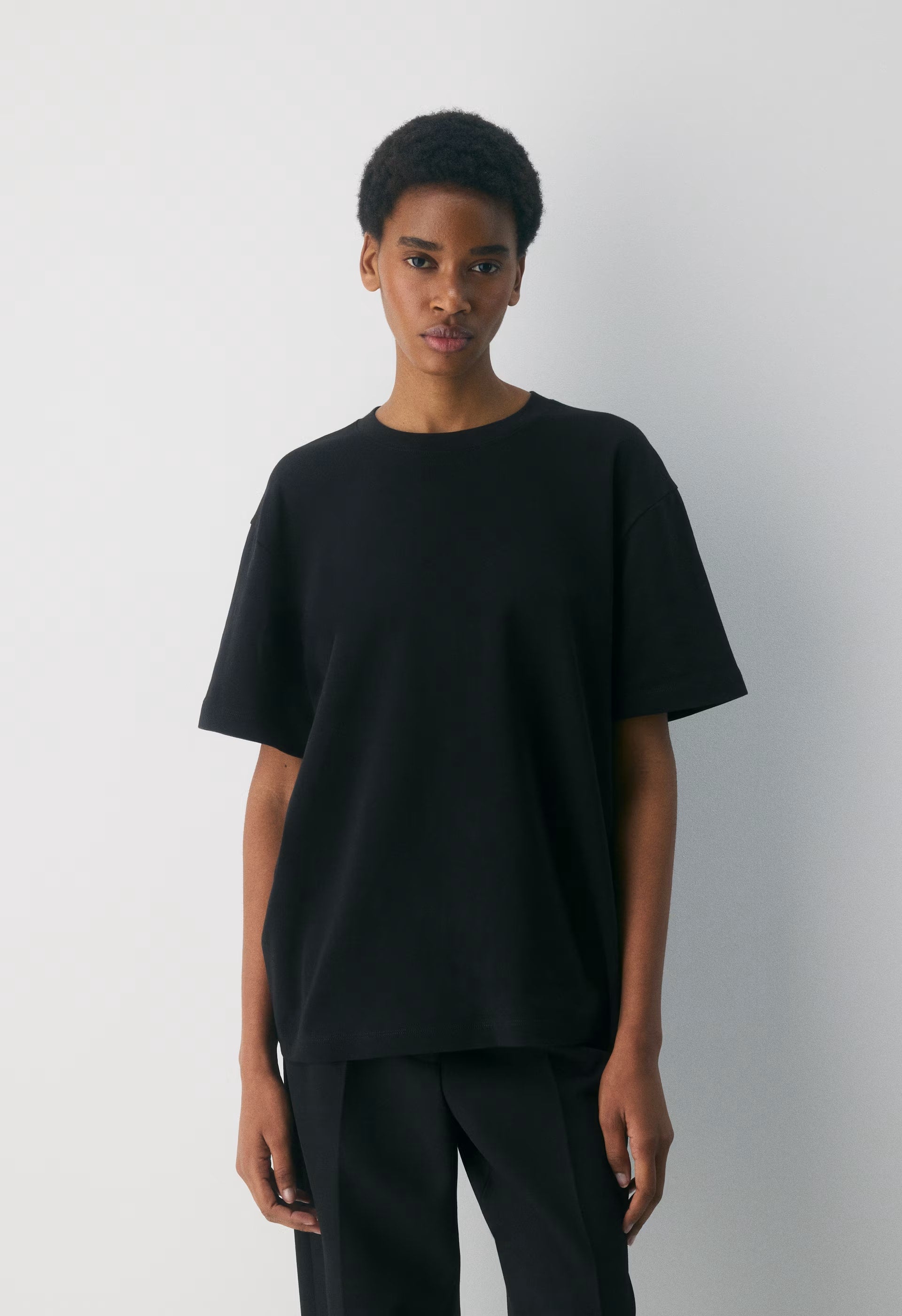 InterLock Cotton Pegasus T-Shirt - BLACK