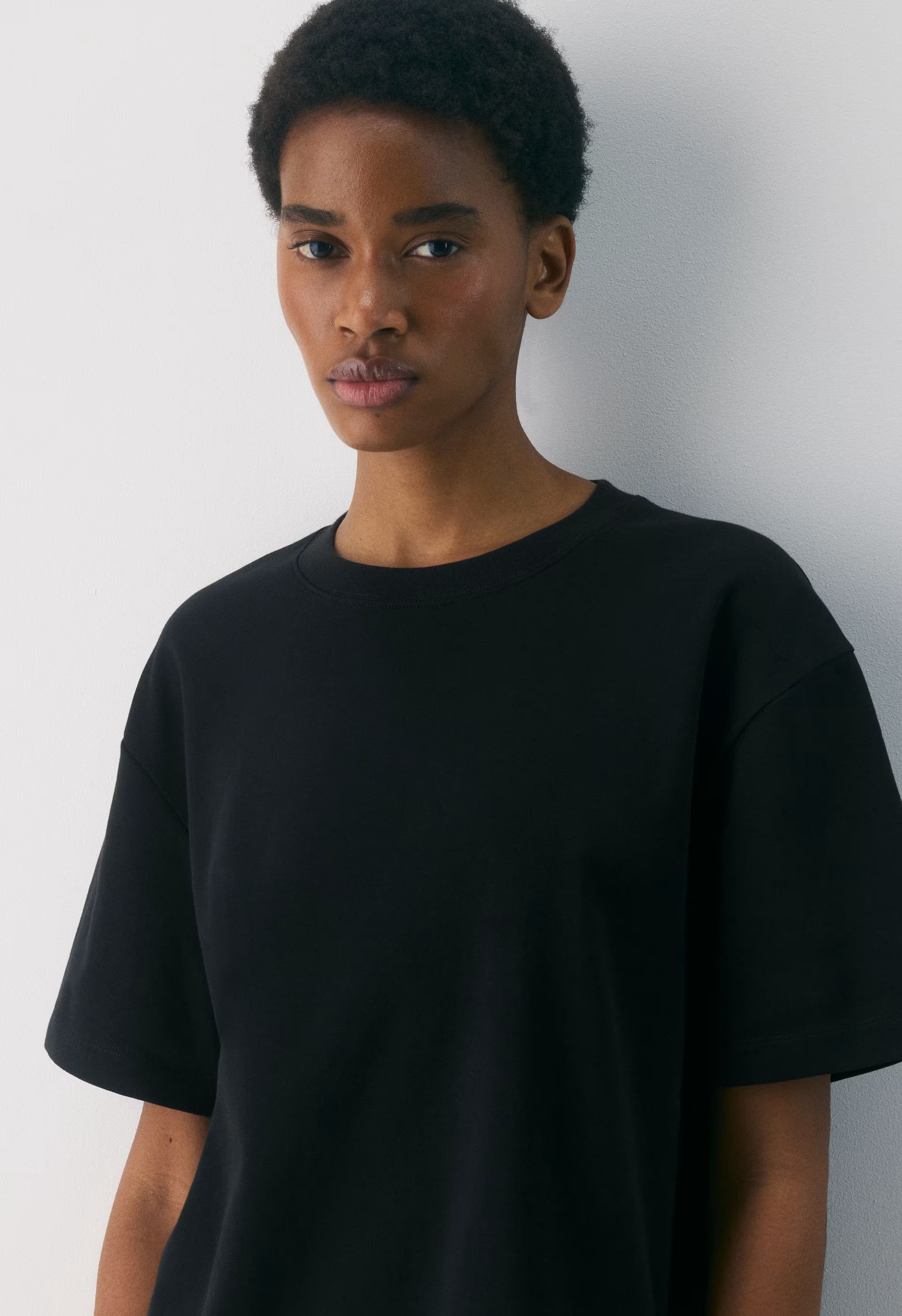 InterLock Cotton Pegasus T-Shirt - BLACK