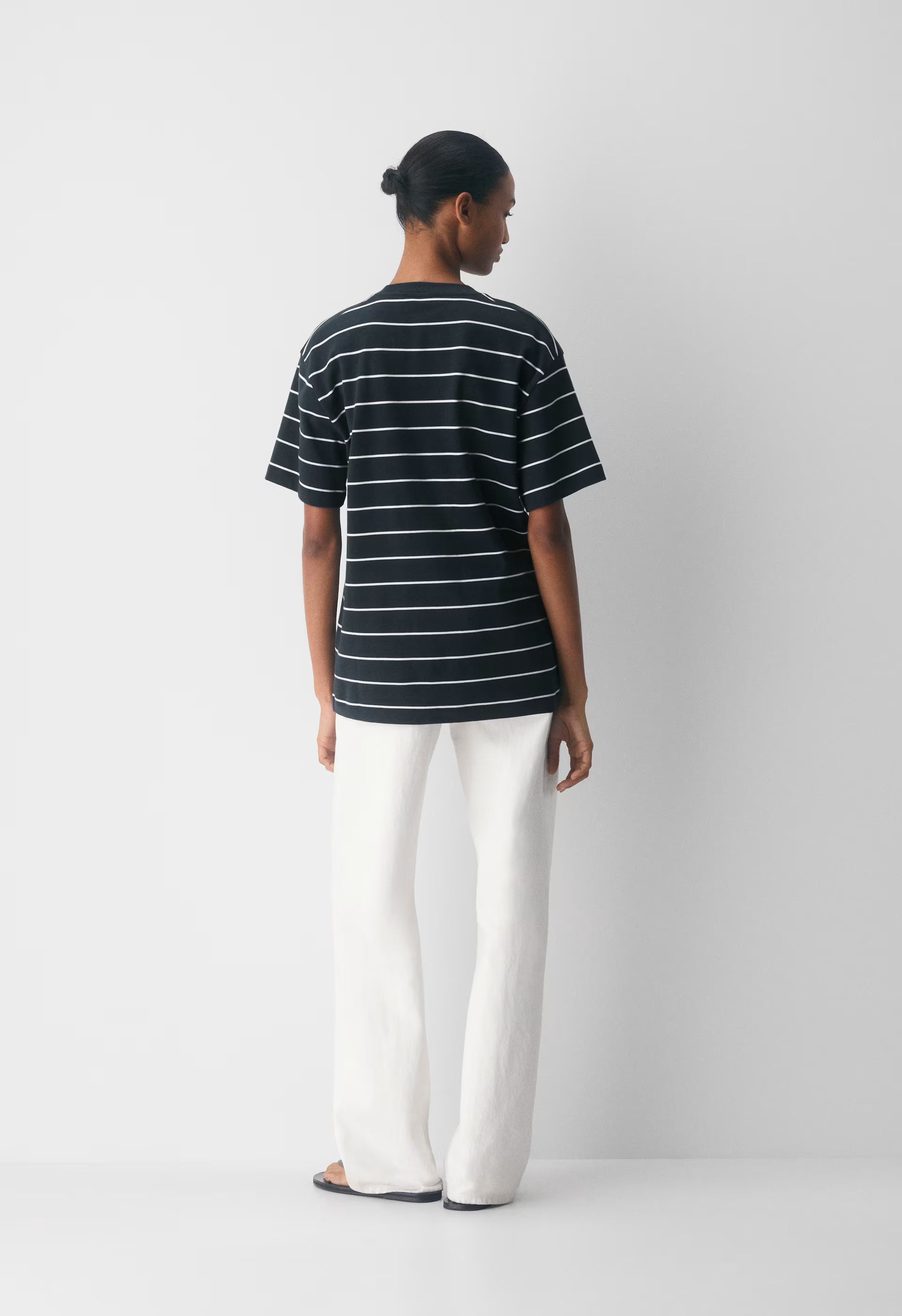 InterLock Cotton Pegasus T-Shirt - DARK NIGHT NAVY/WHITE