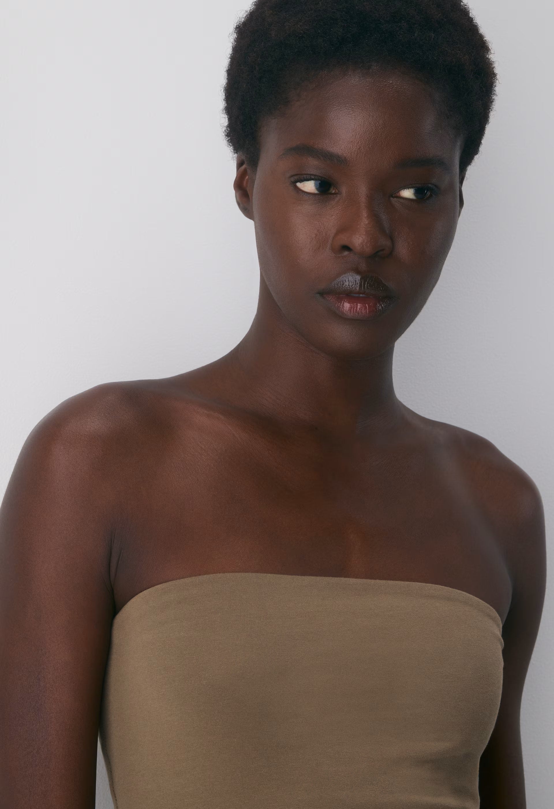 Casual Contour Hi-Hip Tube Top - FOLIO TAUPE