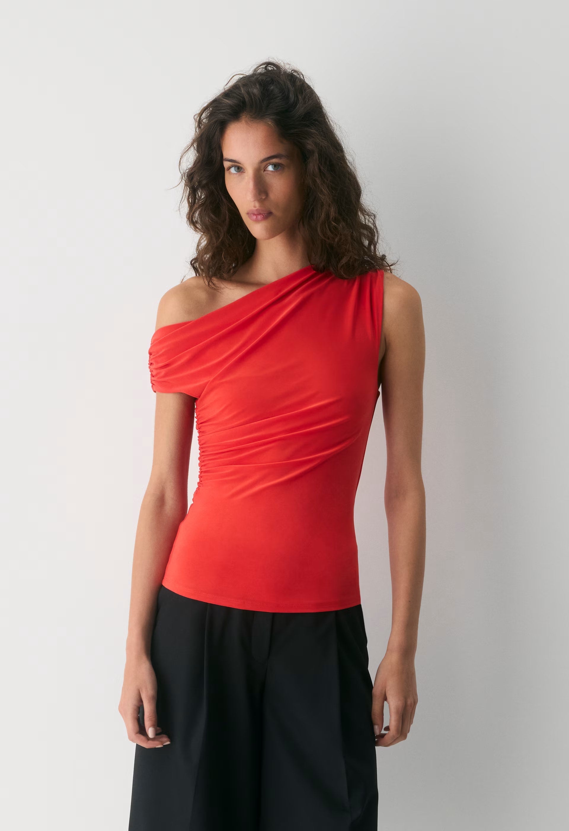 Smooth Matter™ Gallery Top - CHERRYBOMB RED