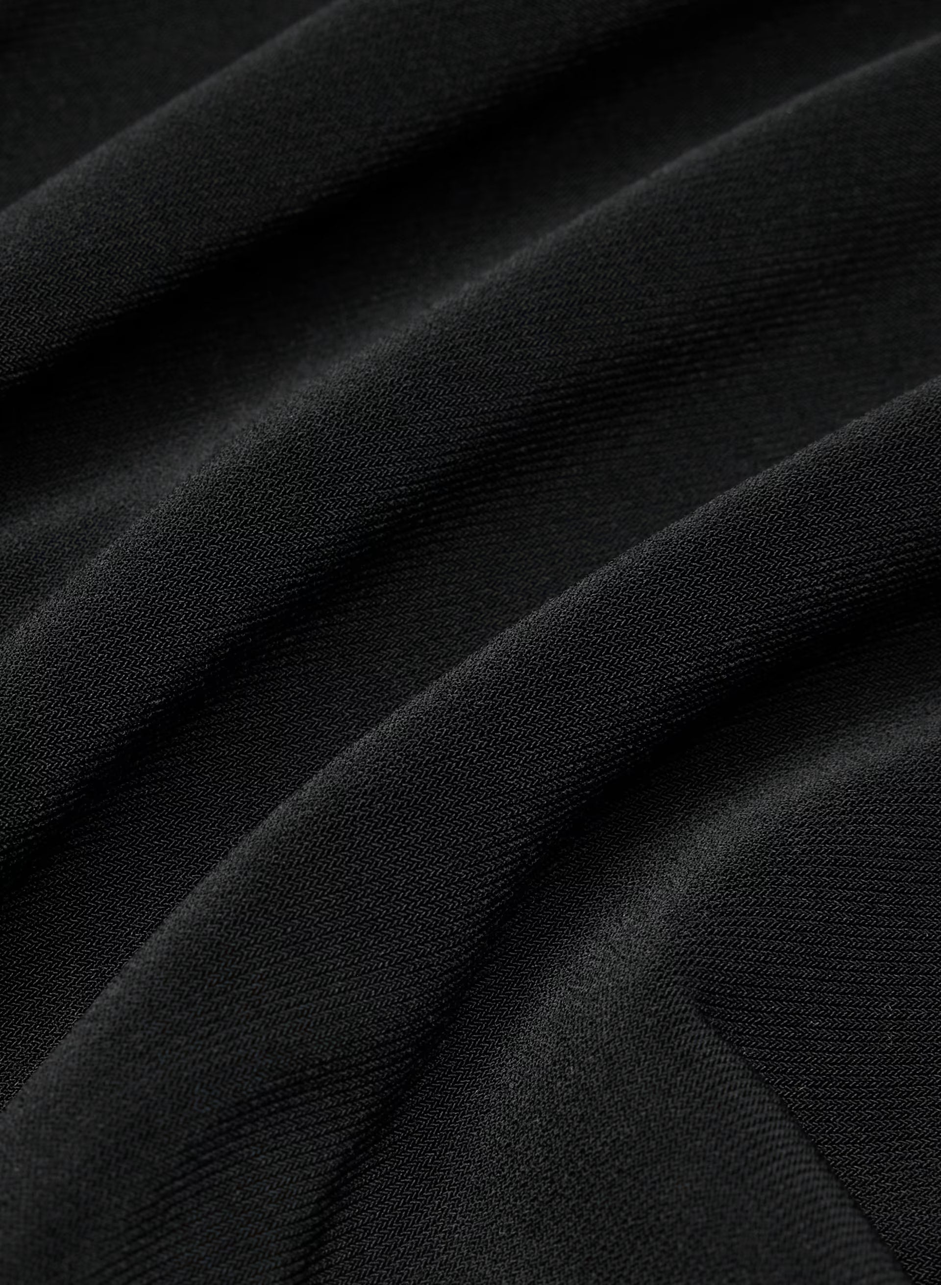Smooth Matter™ Odeum Halter Top - BLACK