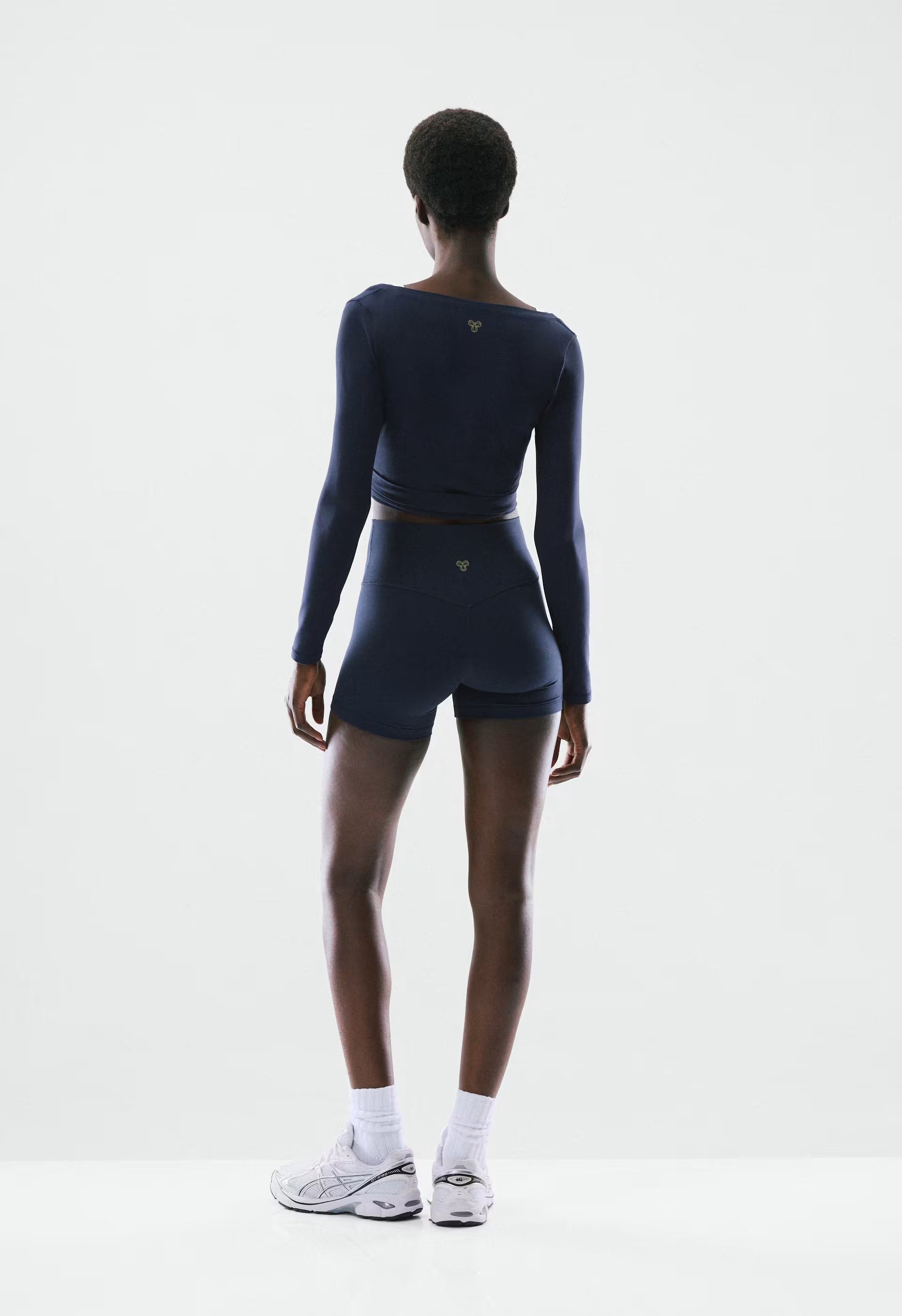 BUTTER Focal Wrap Longsleeve - VILLA BLUE